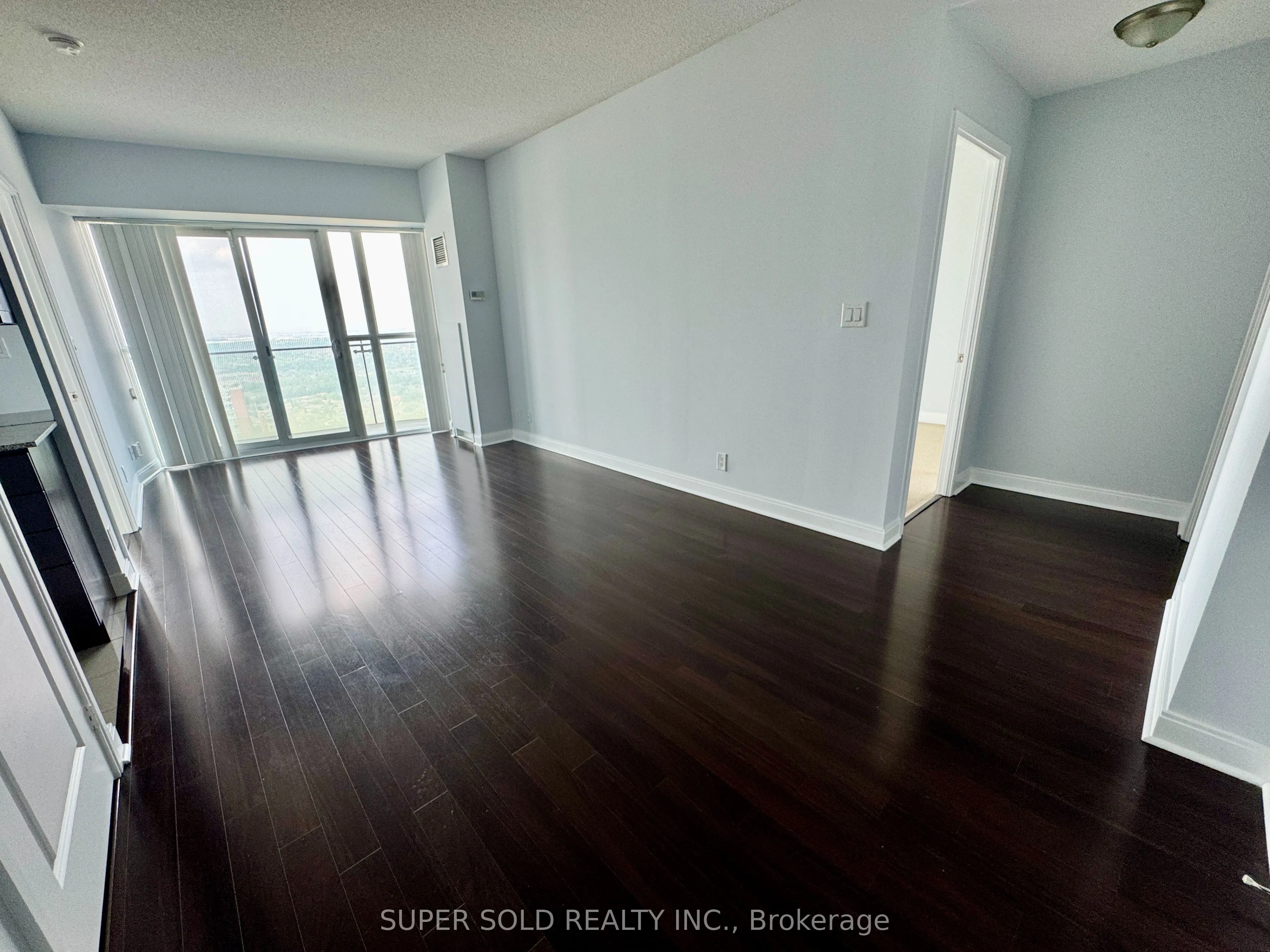 50 Absolute Avenue, #4401