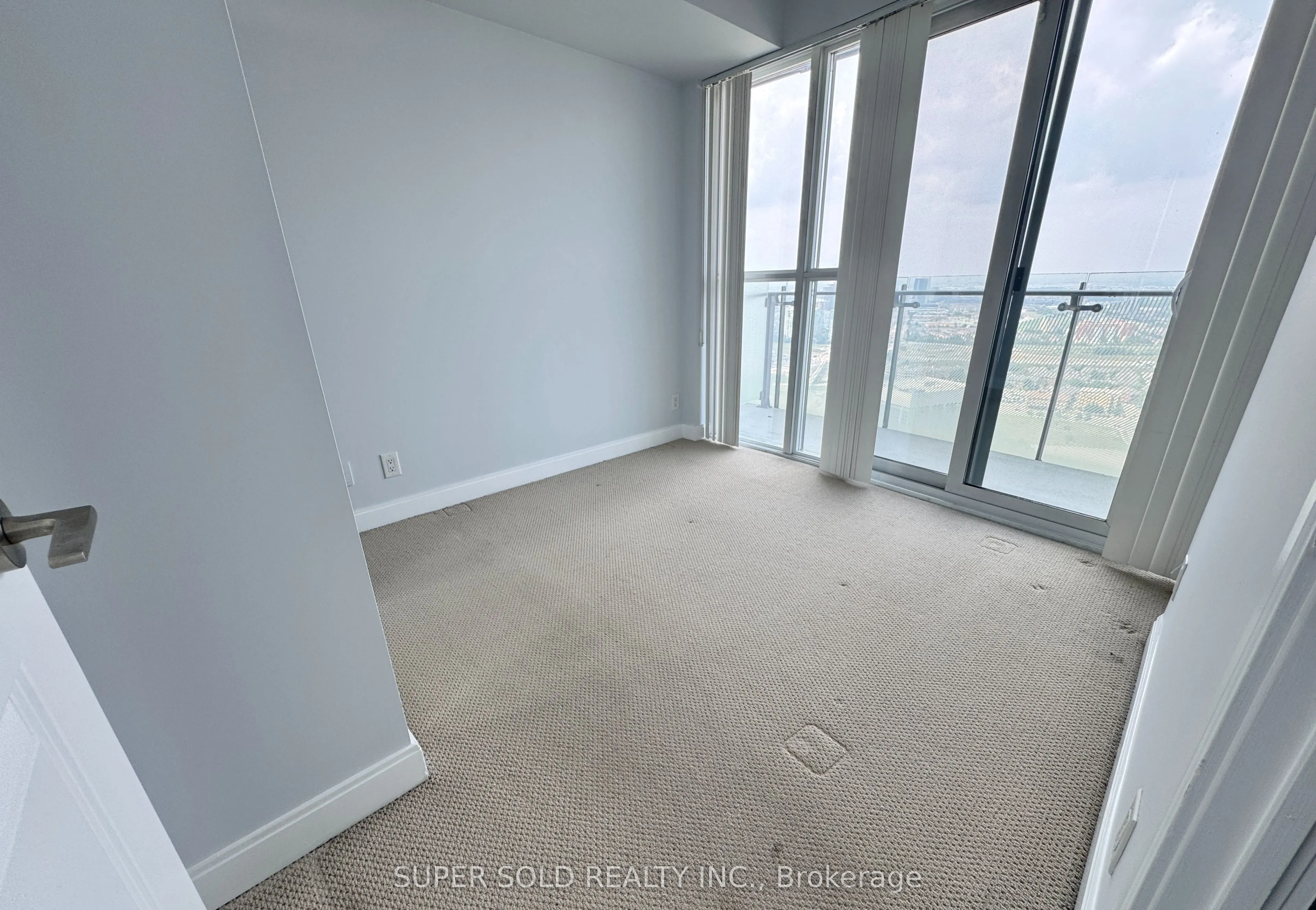 50 Absolute Avenue, #4401