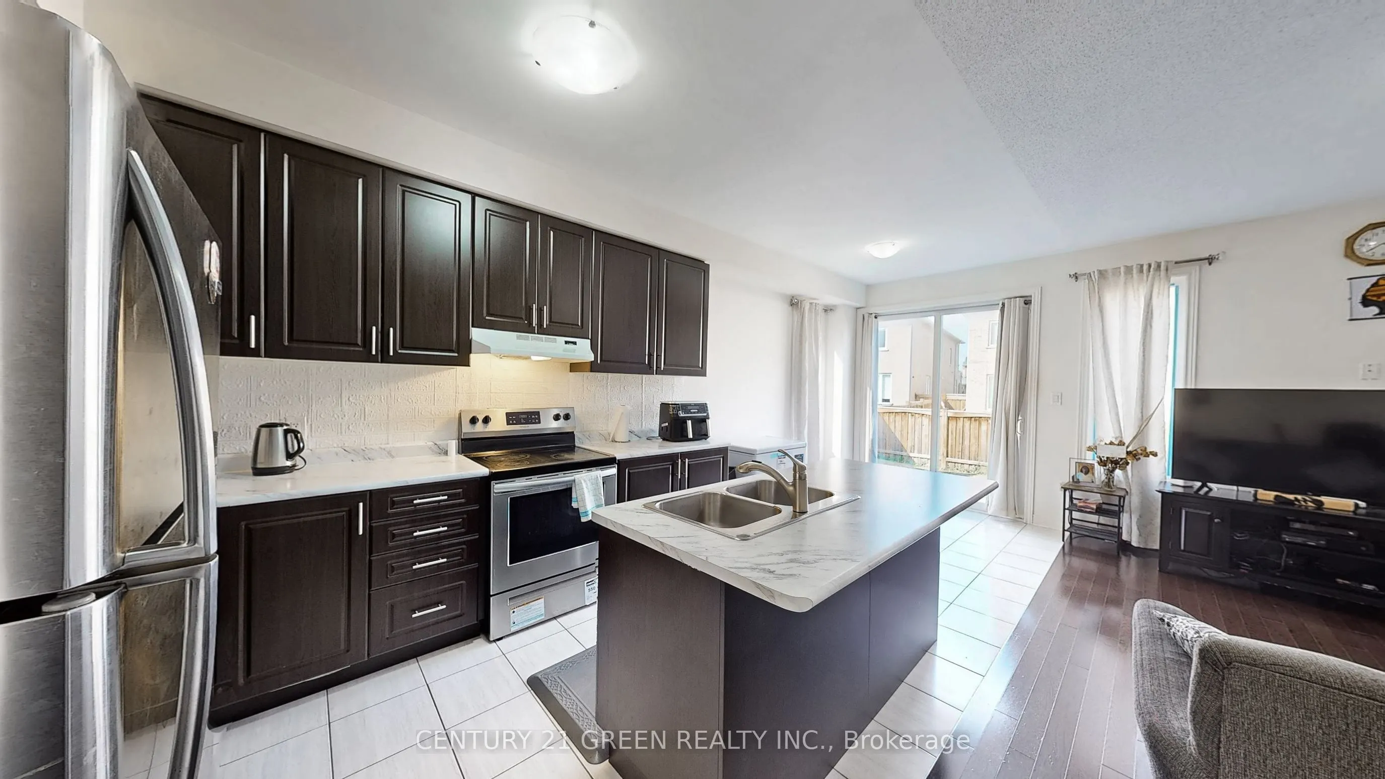 30 Canary Close