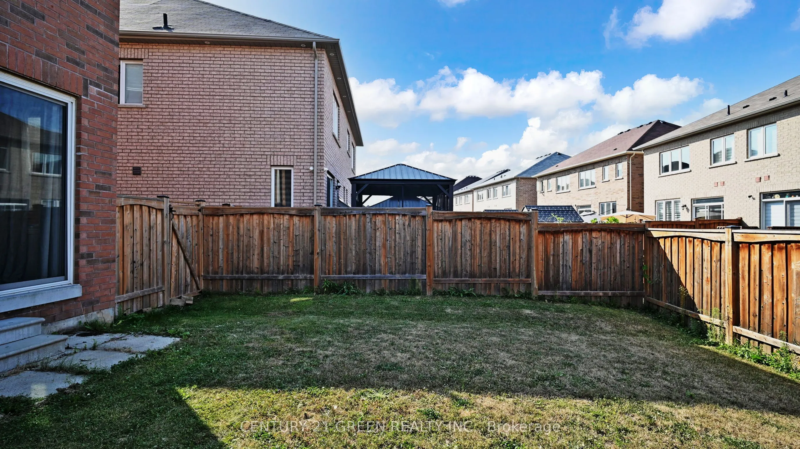 30 Canary Close