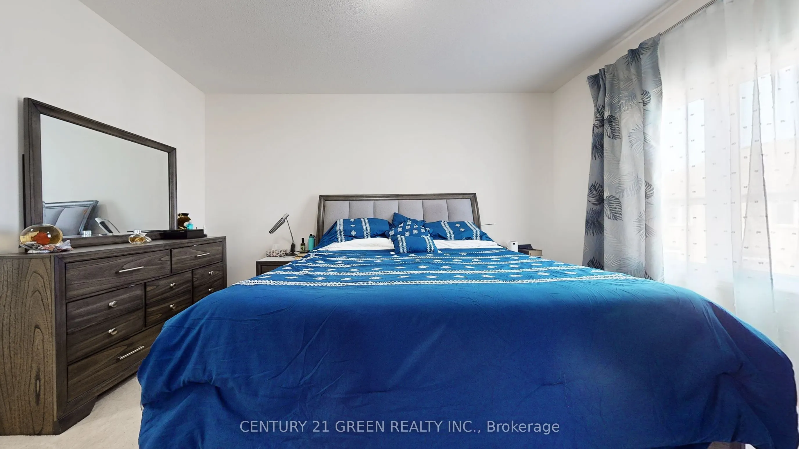 30 Canary Close