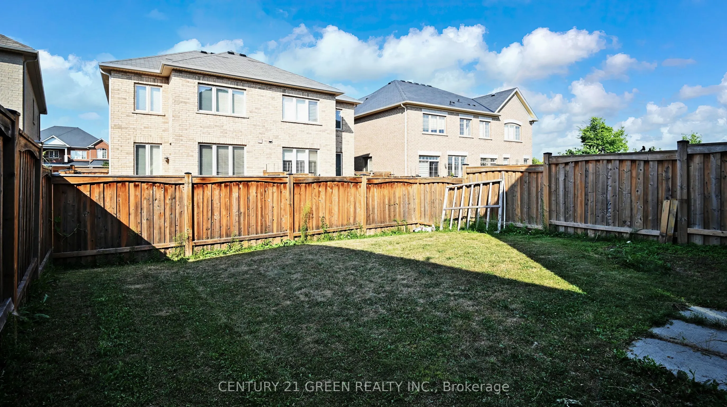 30 Canary Close