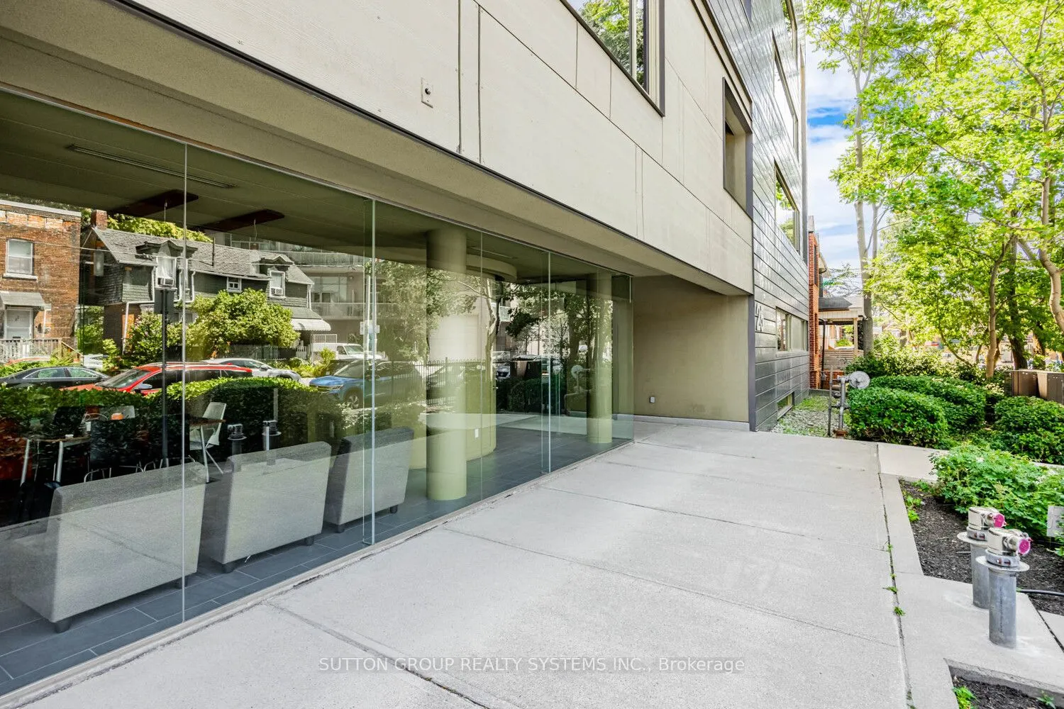25 Ritchie Avenue, #310
