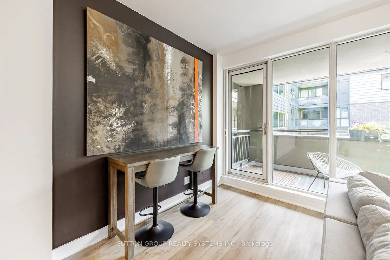 25 Ritchie Avenue, #310
