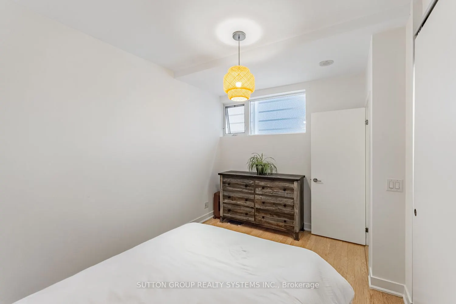 25 Ritchie Avenue, #310
