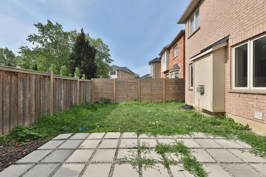 3281 Steeplechase Drive