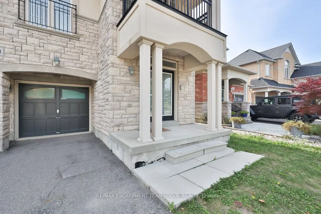 3281 Steeplechase Drive