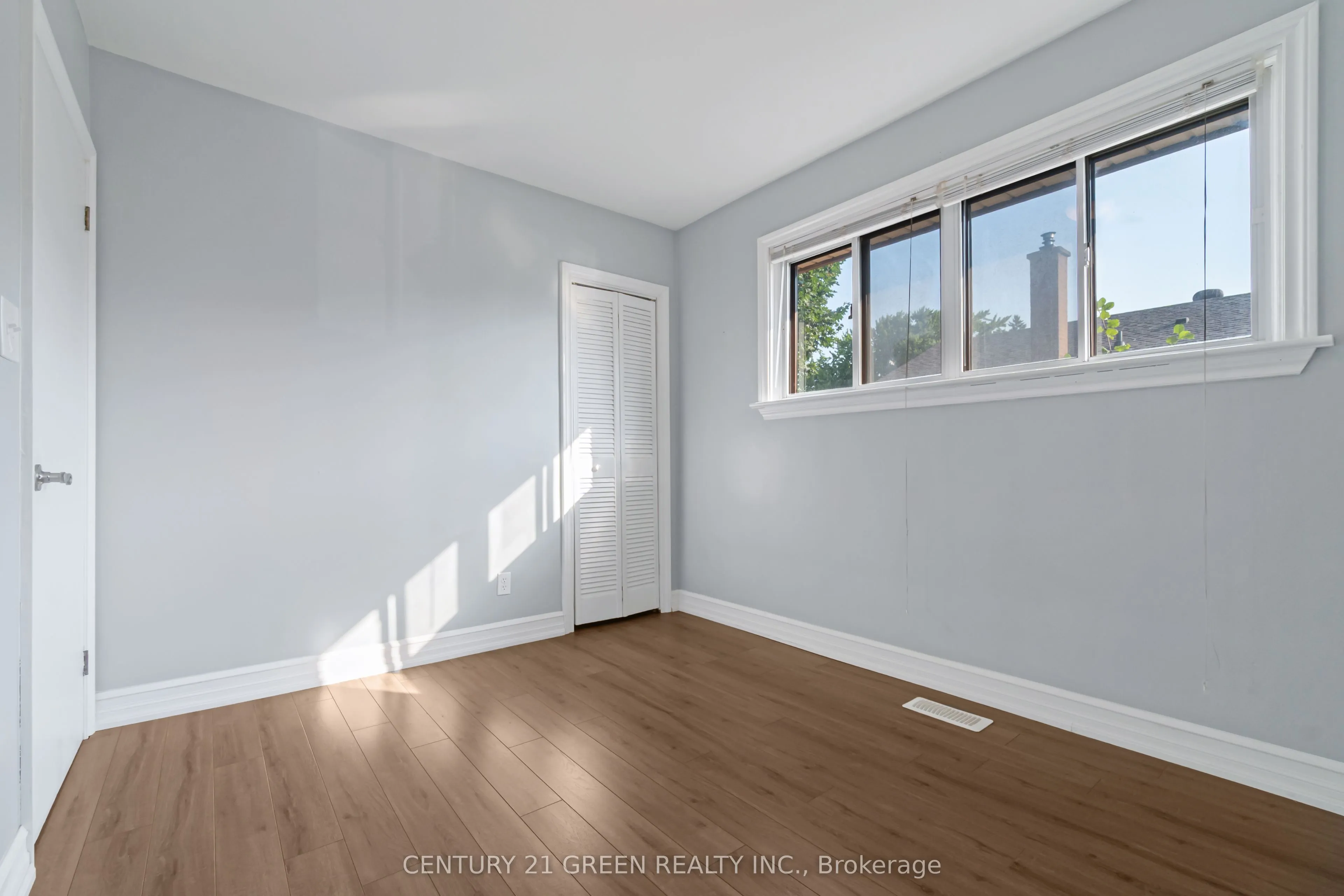 1303 Bunnell Drive N