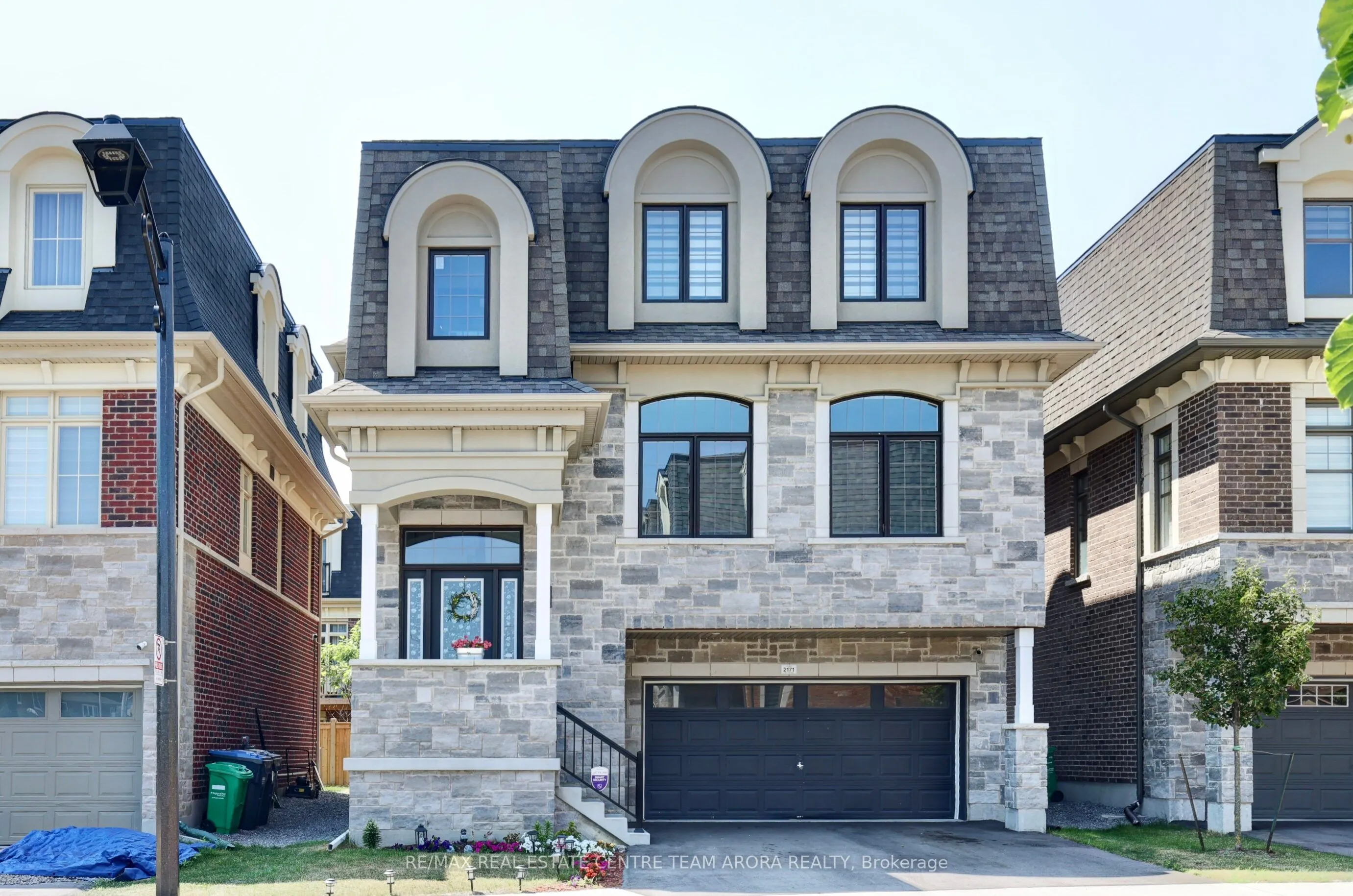 2171 Royal Gala Circle