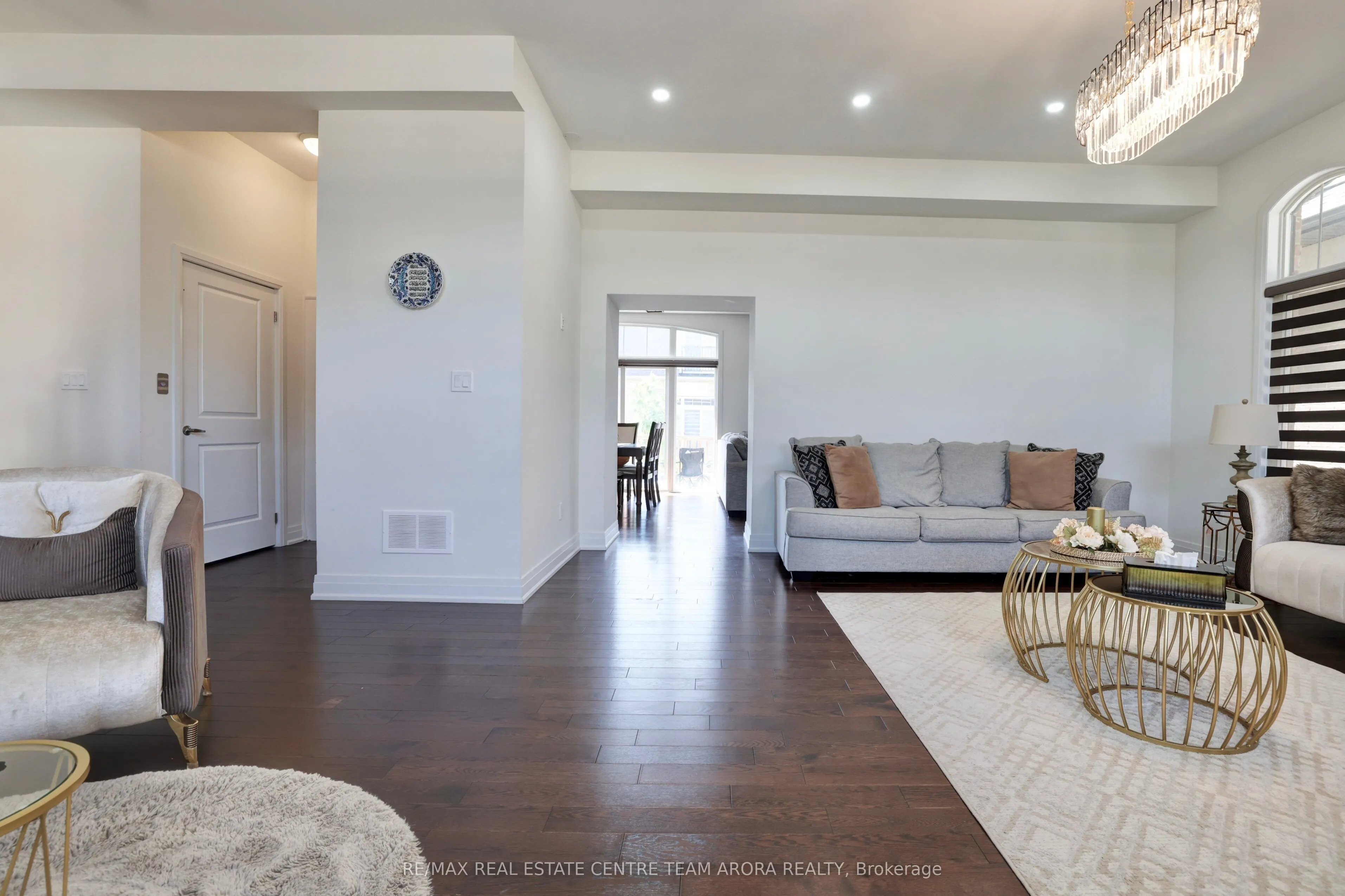 2171 Royal Gala Circle