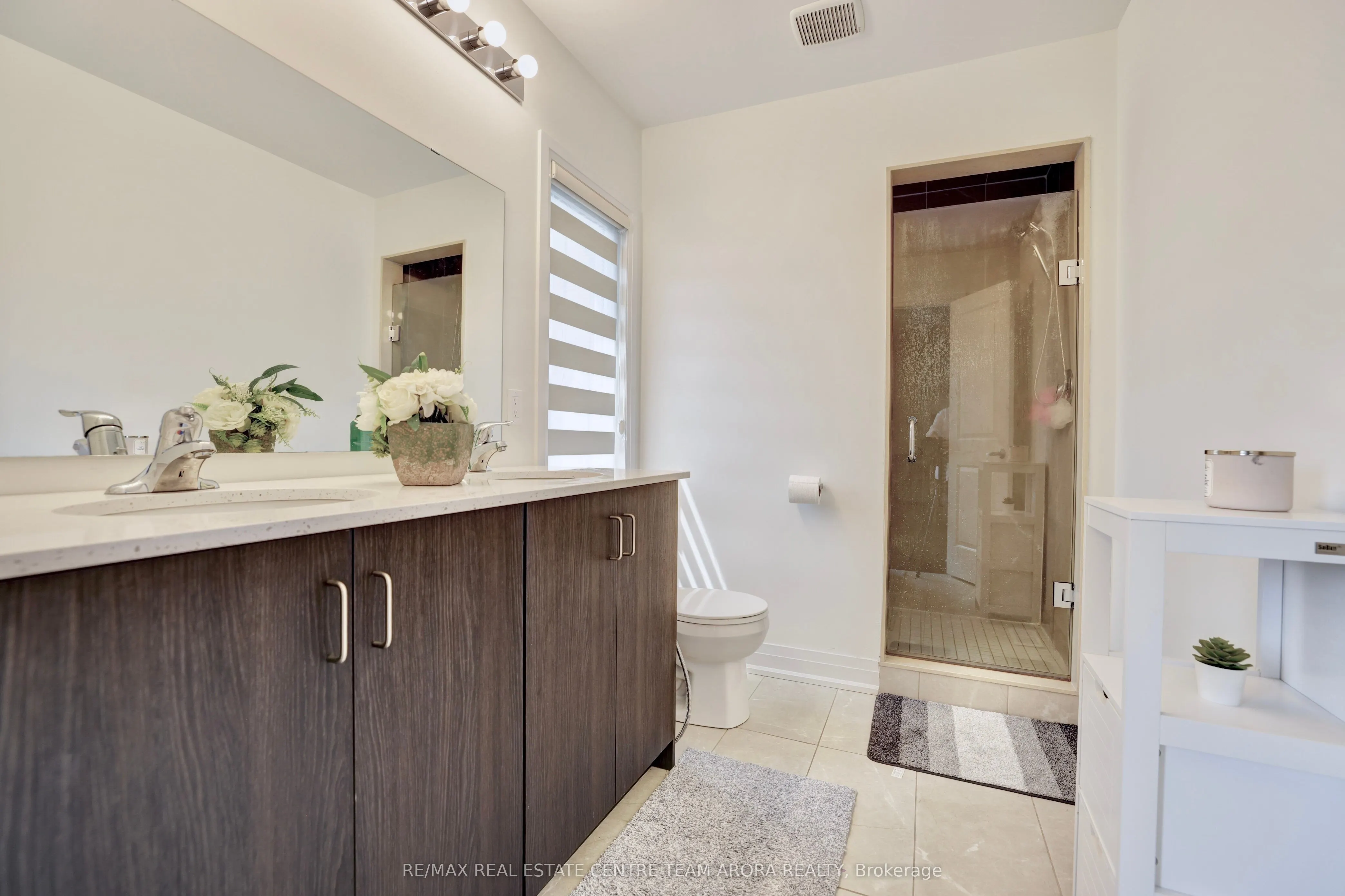2171 Royal Gala Circle