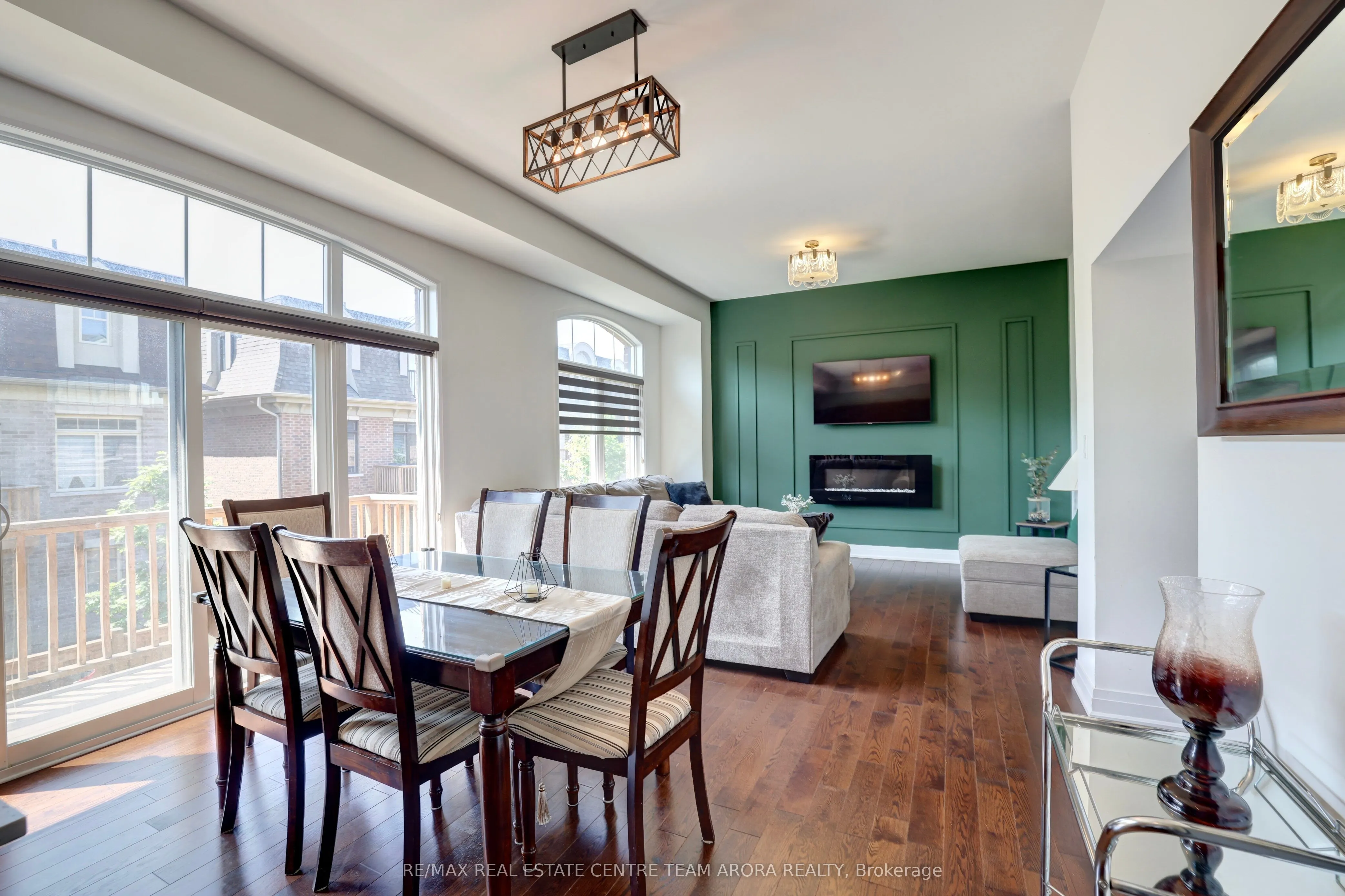 2171 Royal Gala Circle