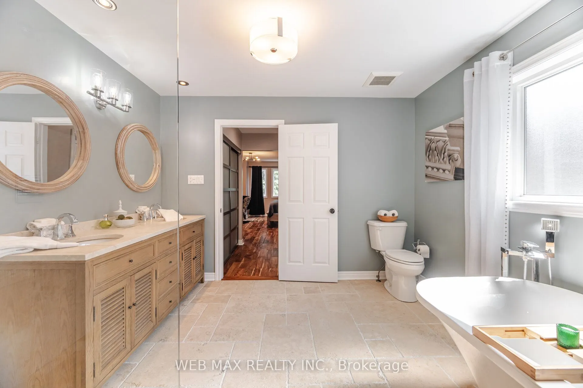 4494 Glen Erin Drive