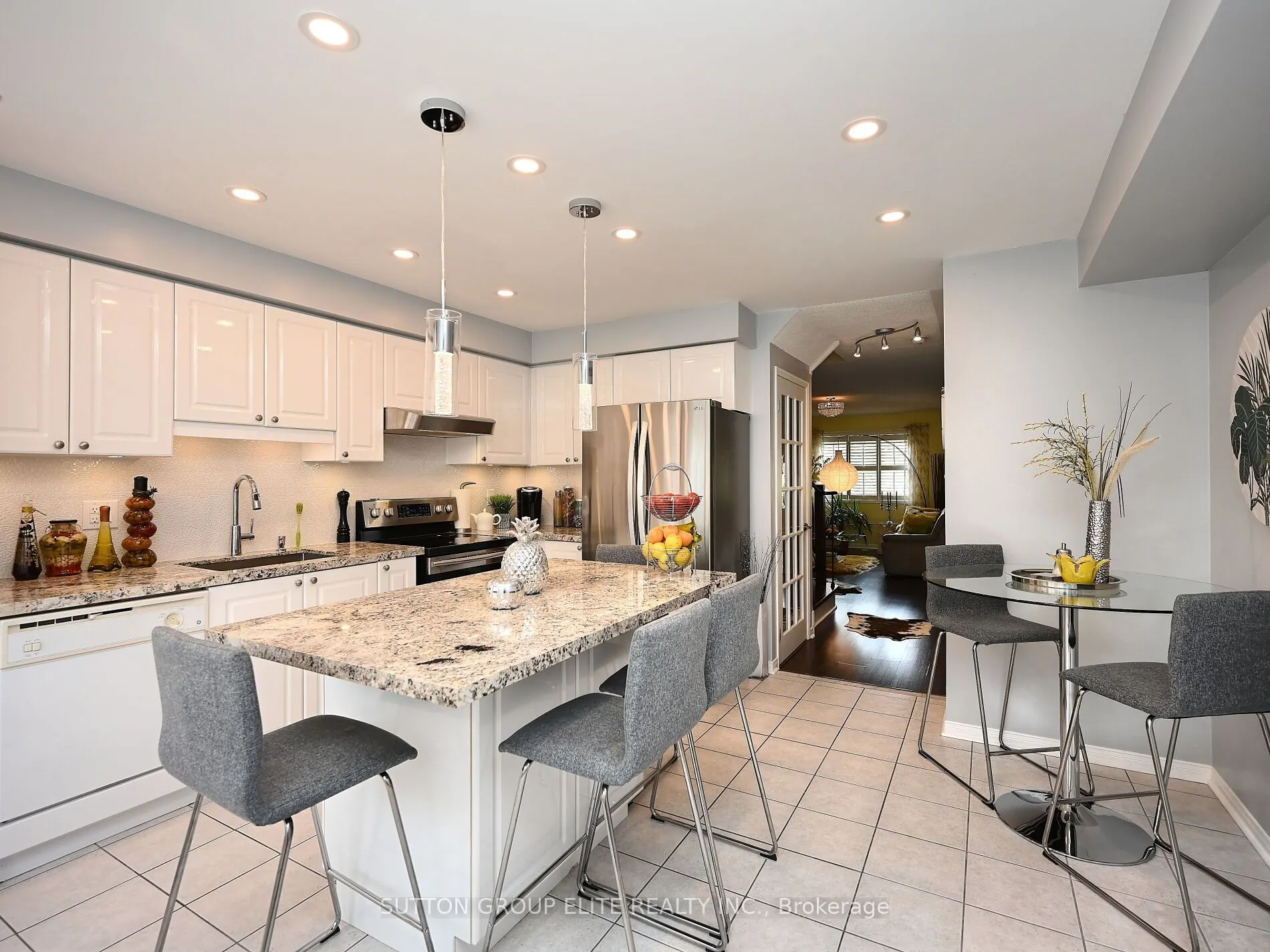 601 Shoreline Drive, #48