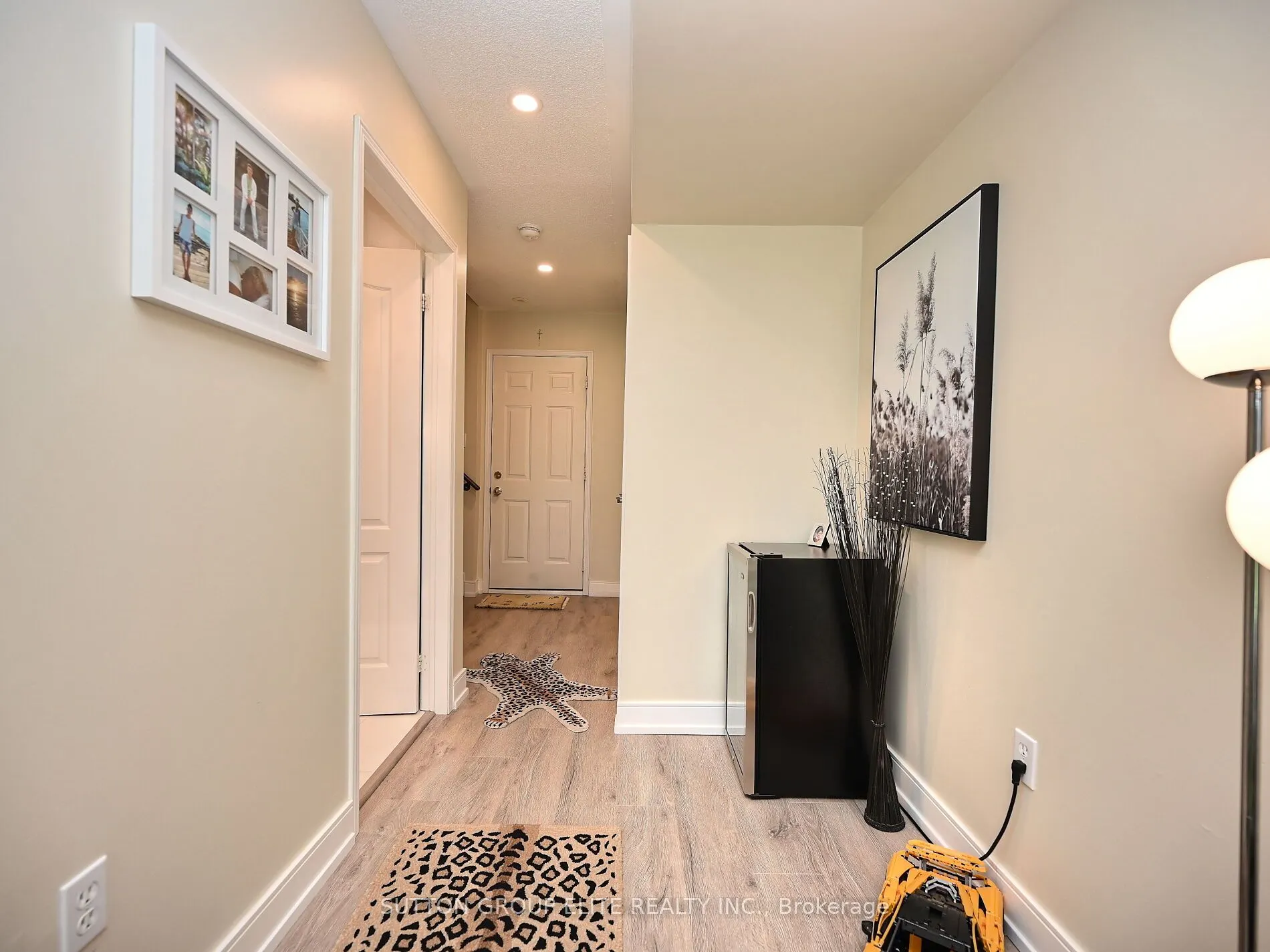 601 Shoreline Drive, #48