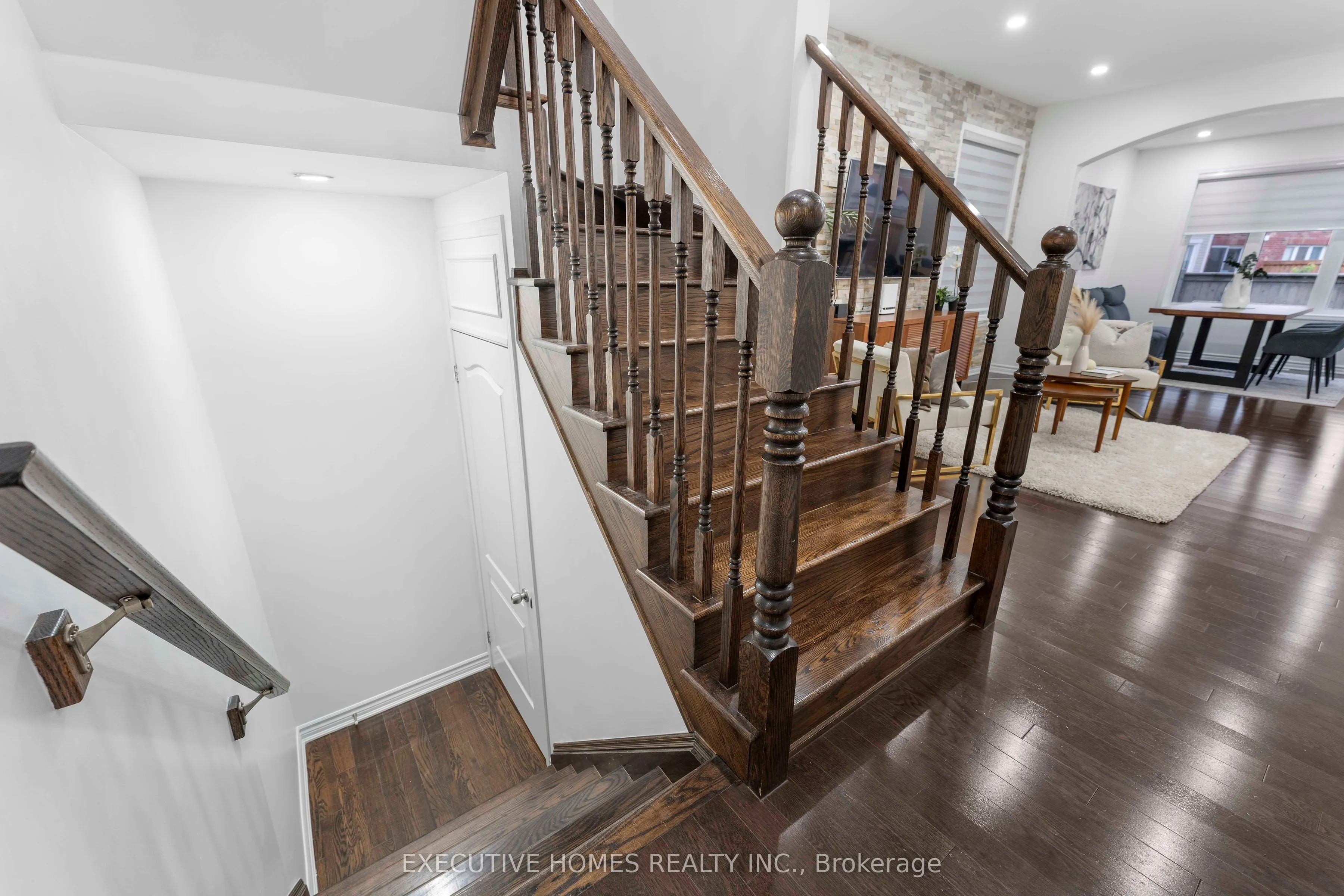 1496 Farmstead Drive
