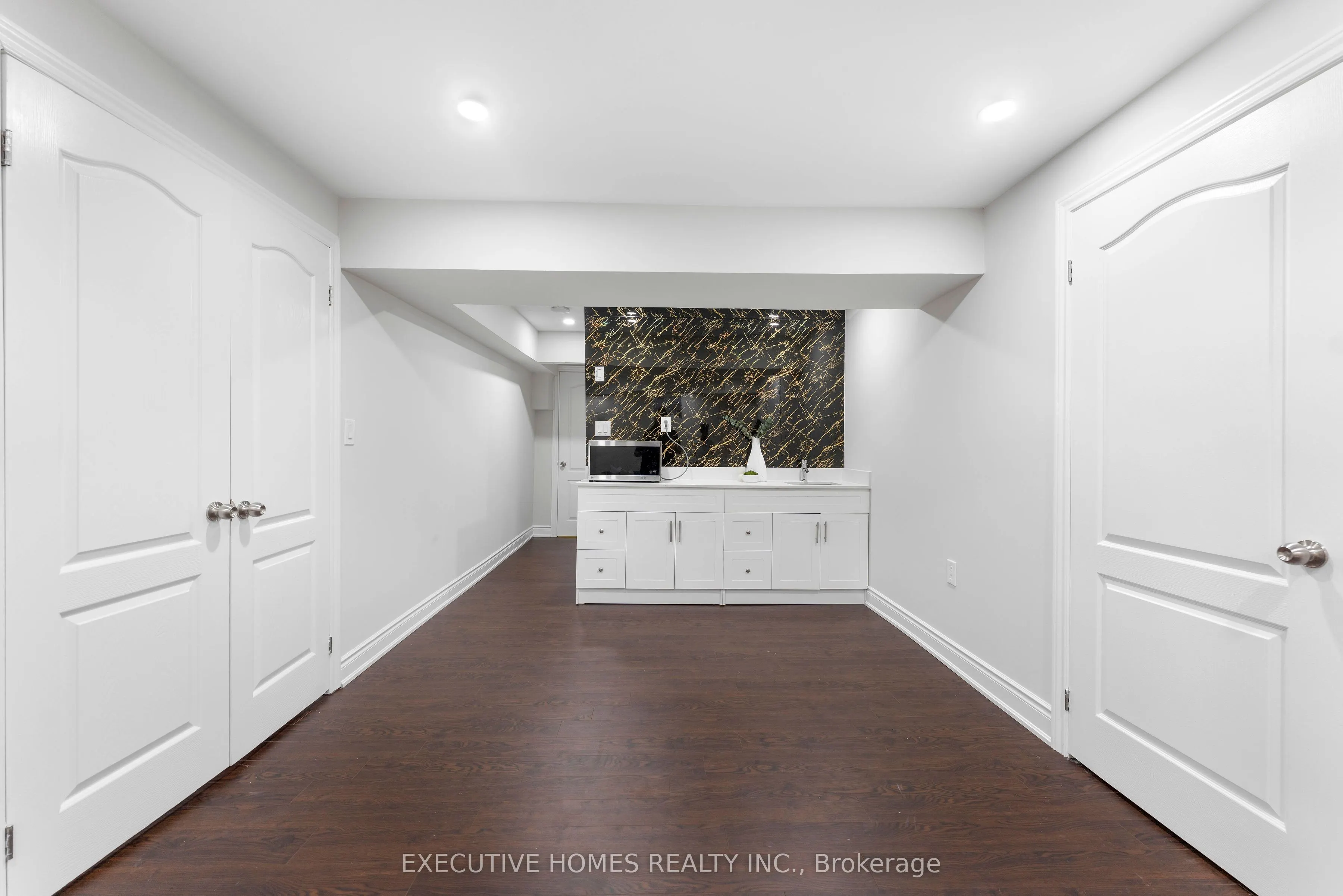 1496 Farmstead Drive