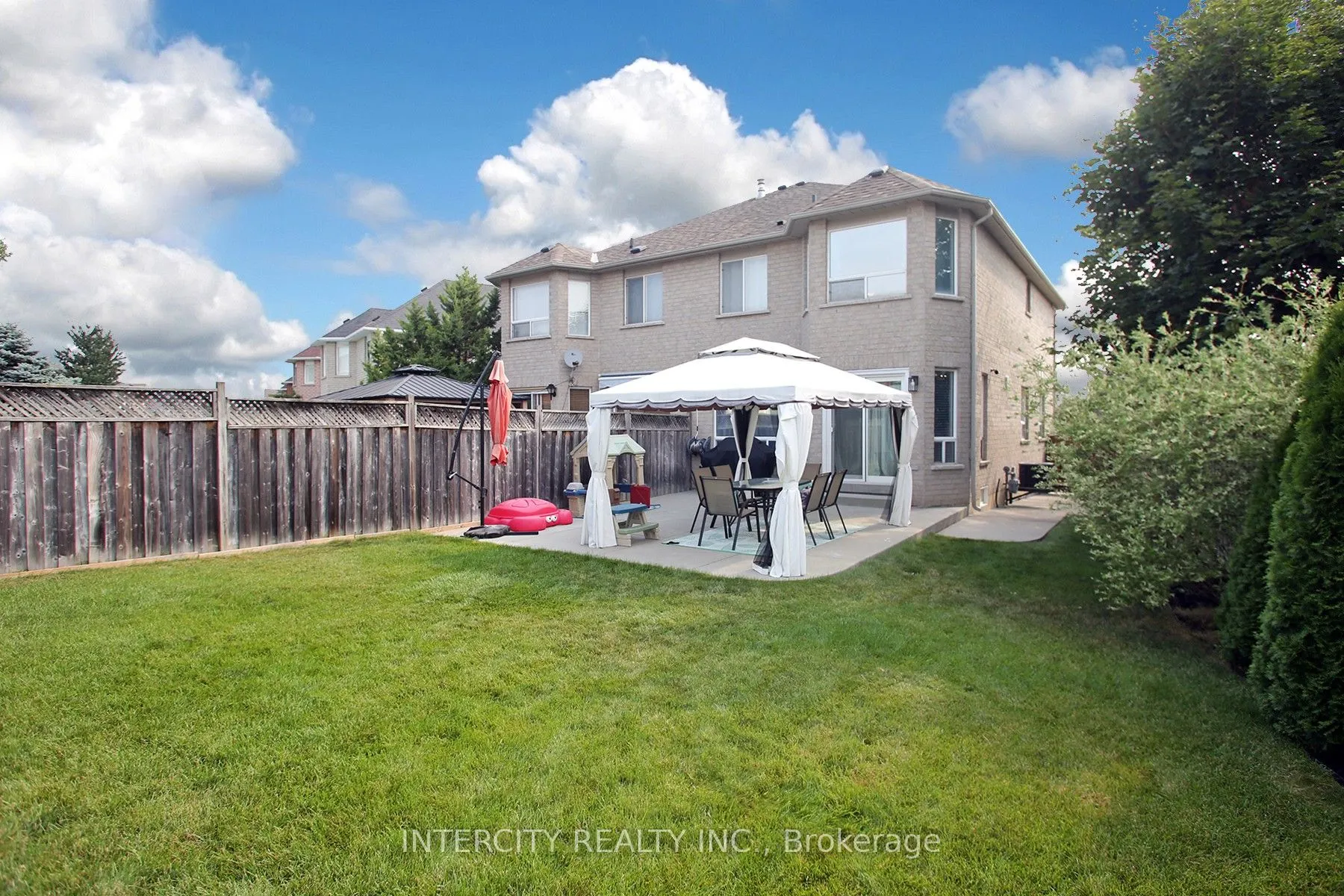 5 Humbershed Crescent