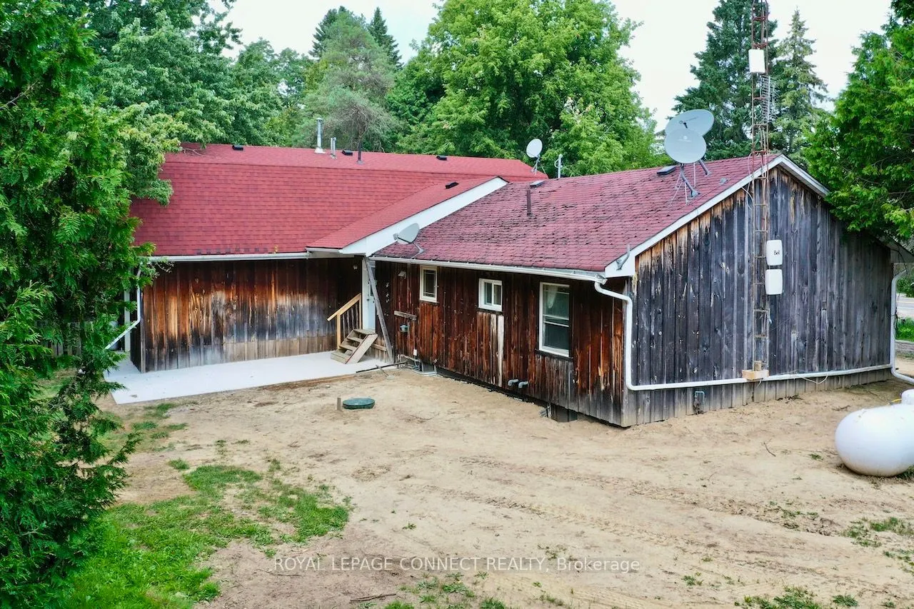 16214 The Gore Road, #Main