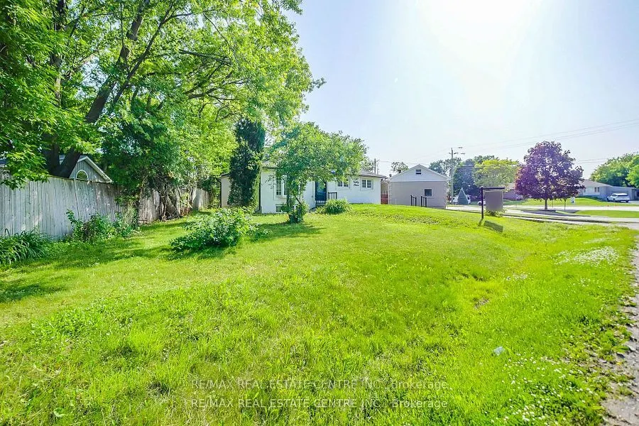 480 Valley Drive