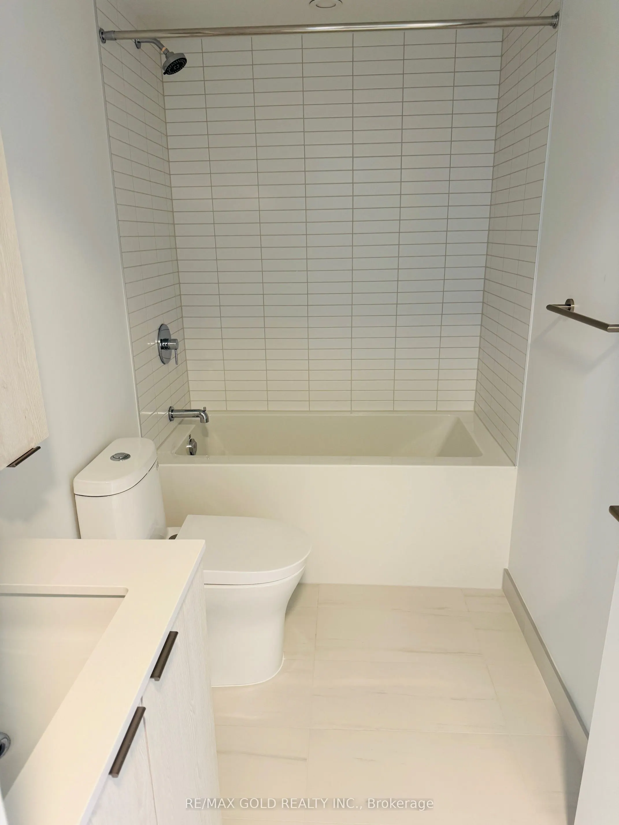 3009 Novar Road, #530