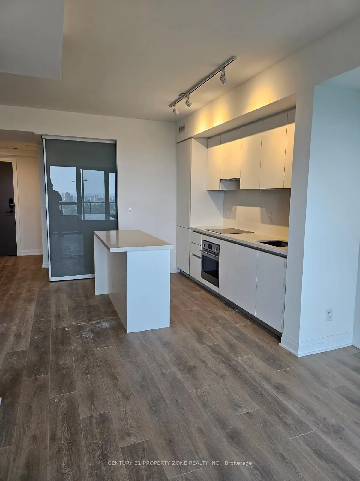 4015 The Exchange Street, #1503
