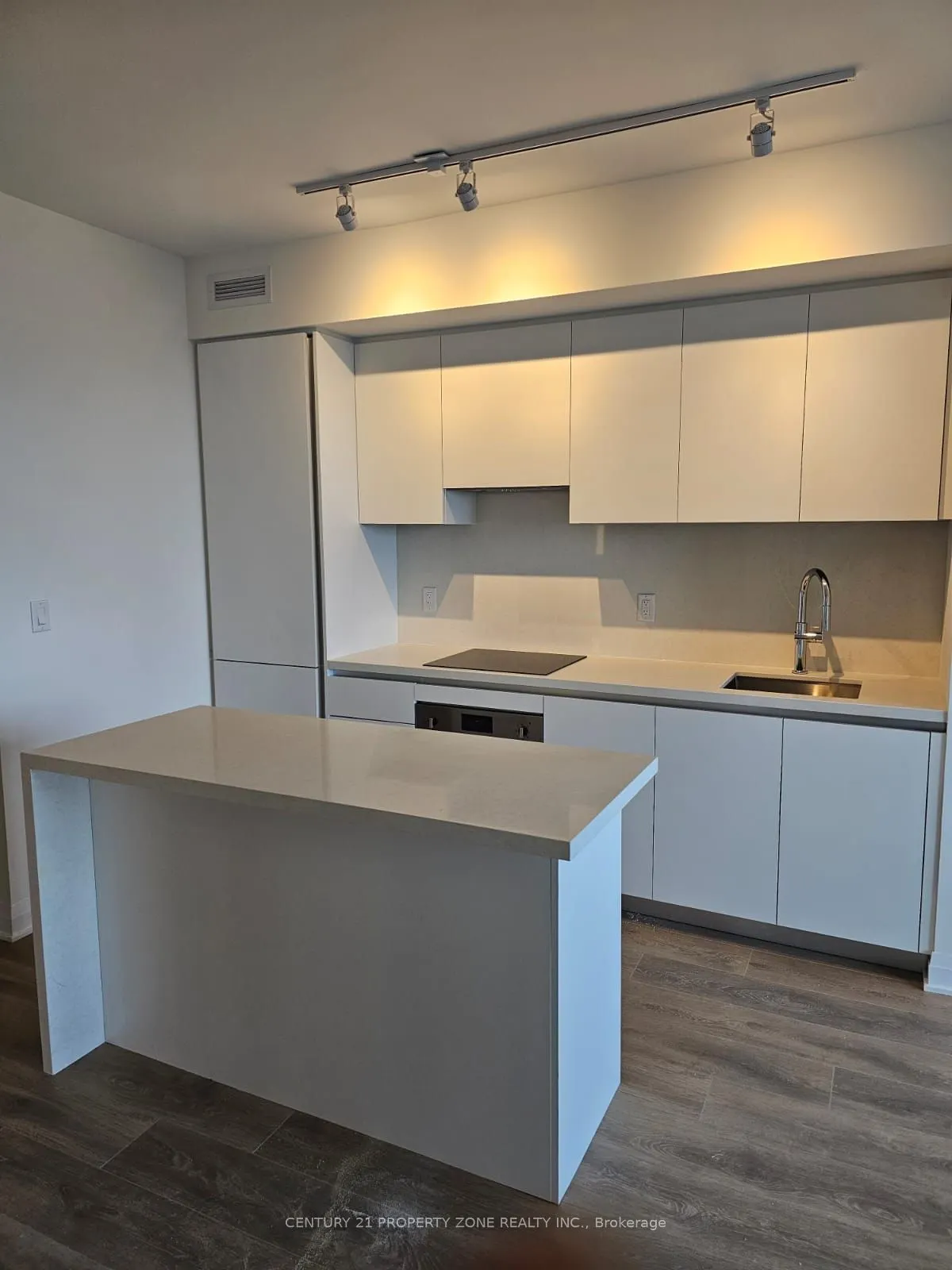 4015 The Exchange Street, #1503