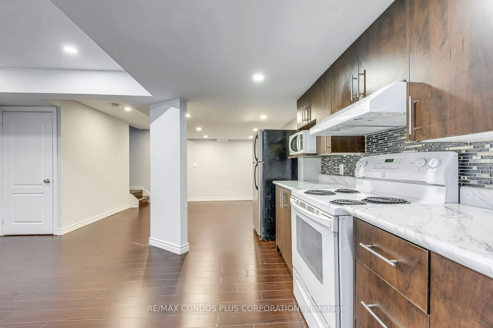 1015 Galesway Boulevard, #27