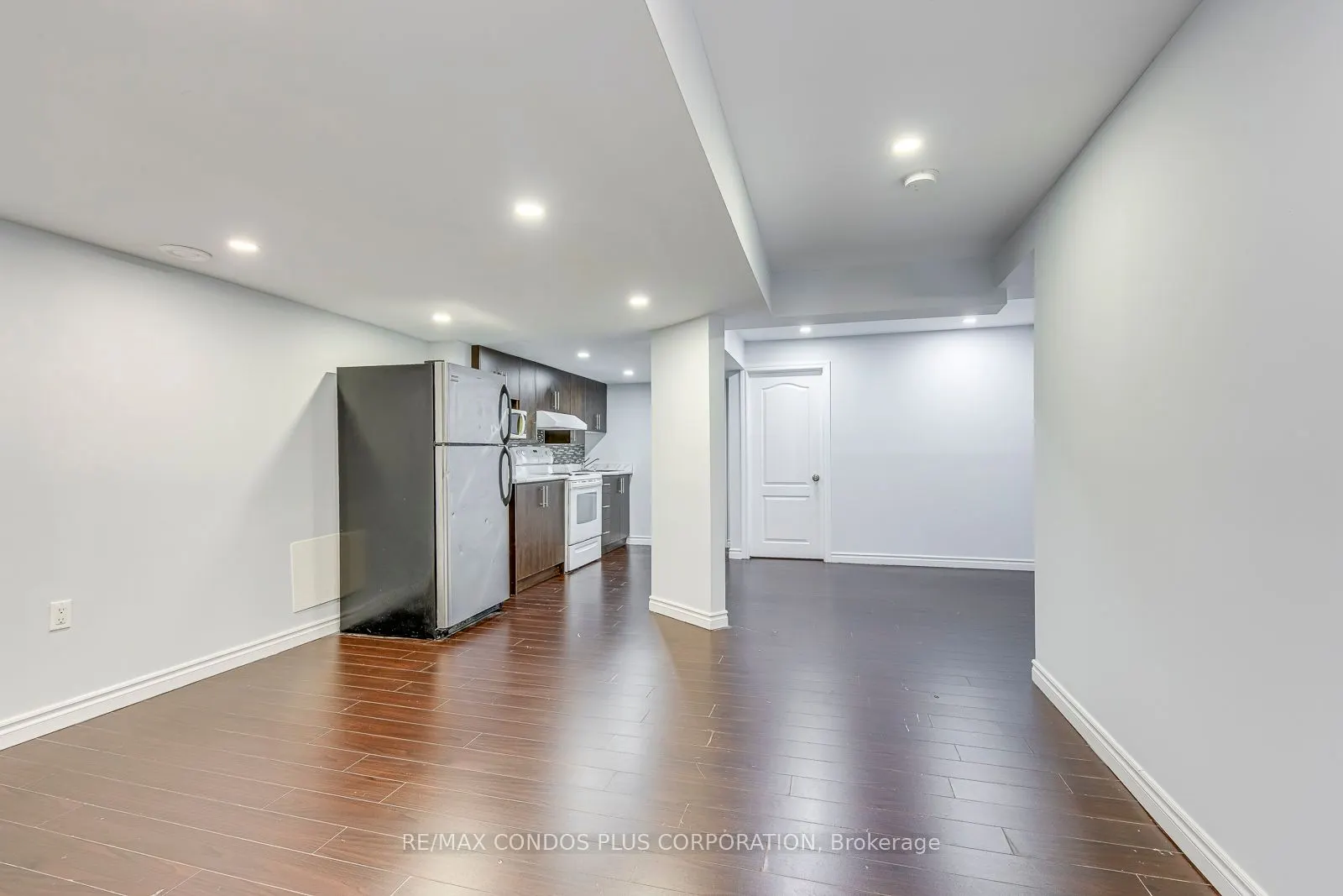 1015 Galesway Boulevard, #27