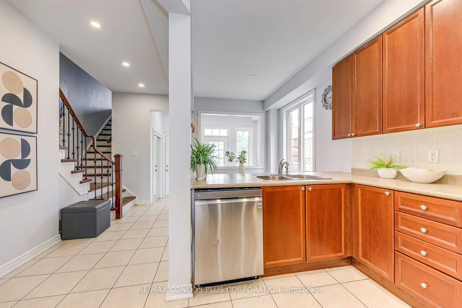 1015 Galesway Boulevard, #27