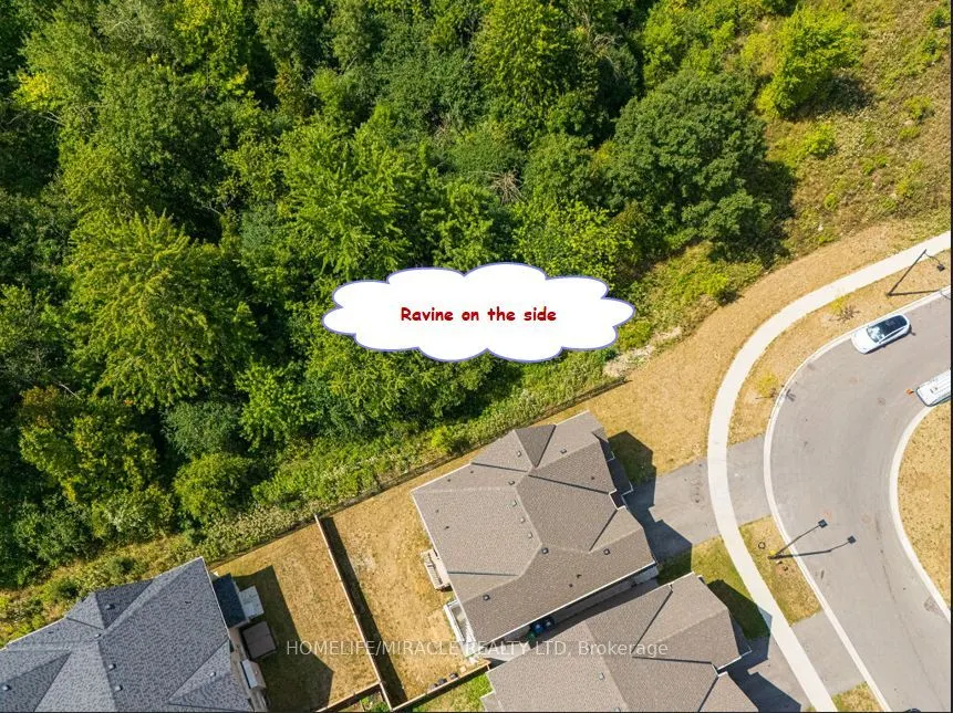 8 Jenwood Crescent