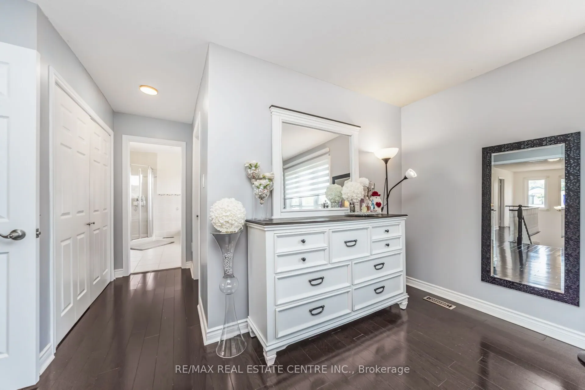 2594 Ambercroft Trail