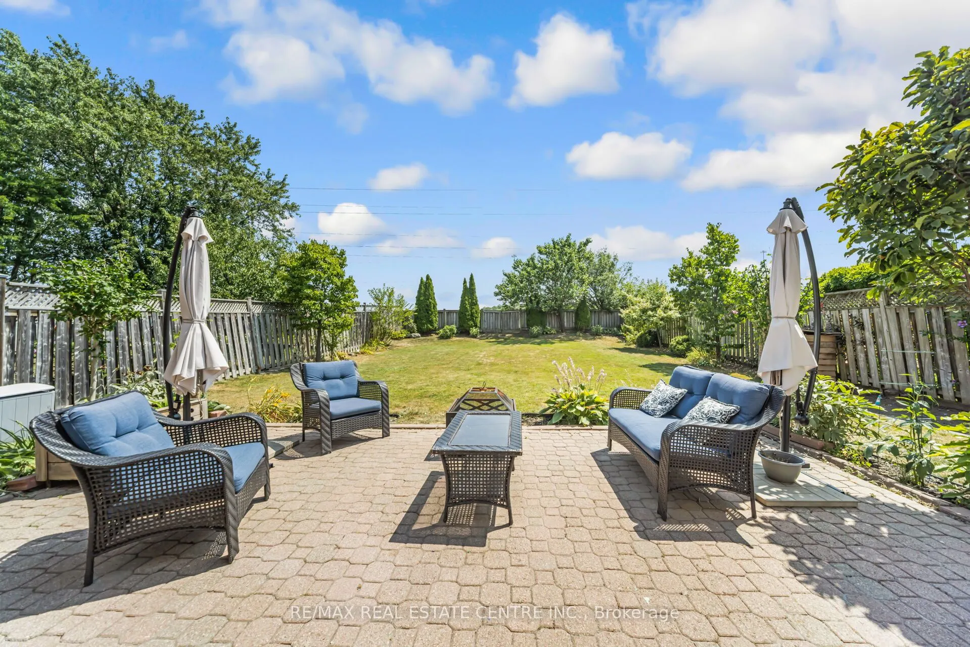 2594 Ambercroft Trail