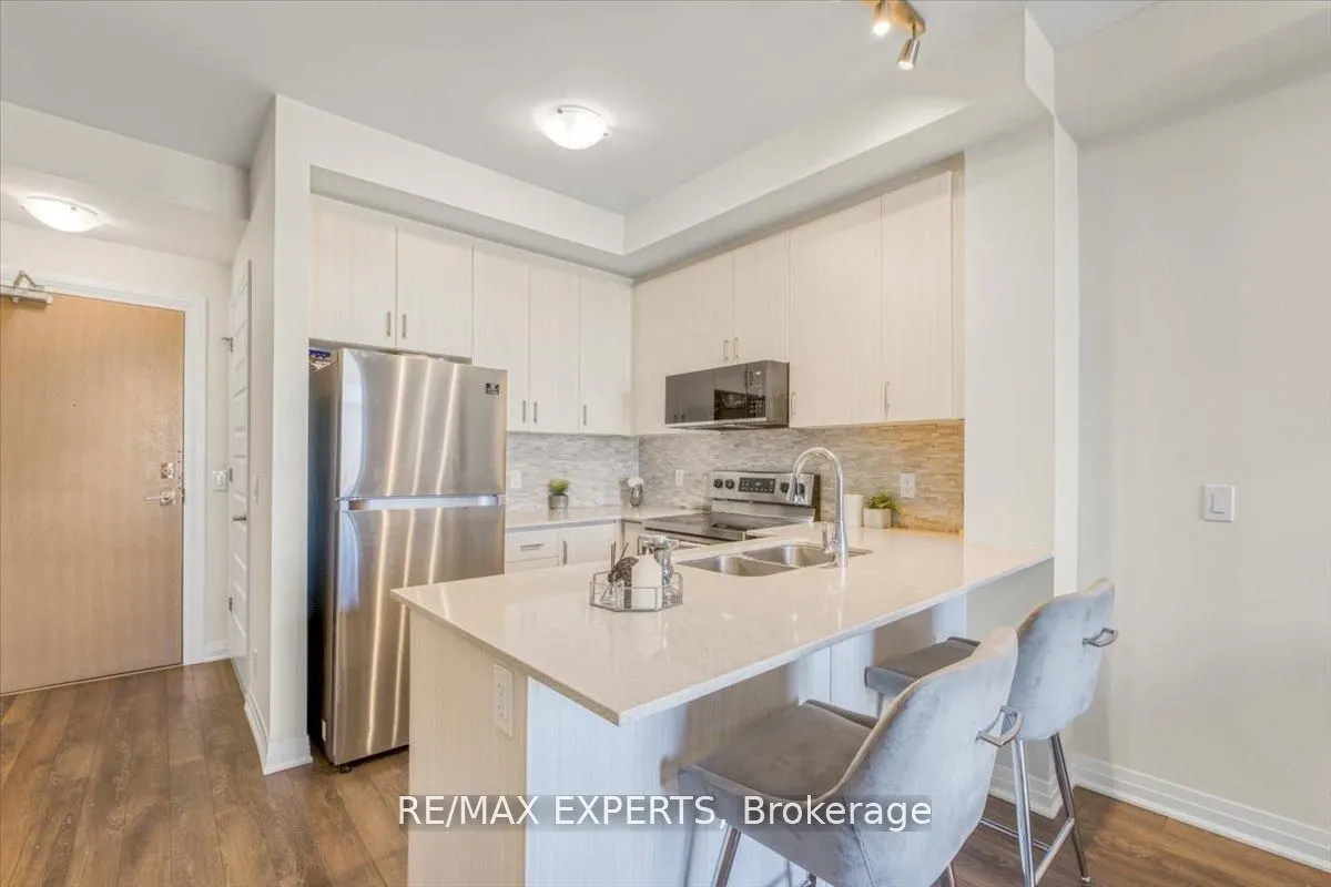 1105 Leger Way E, #527