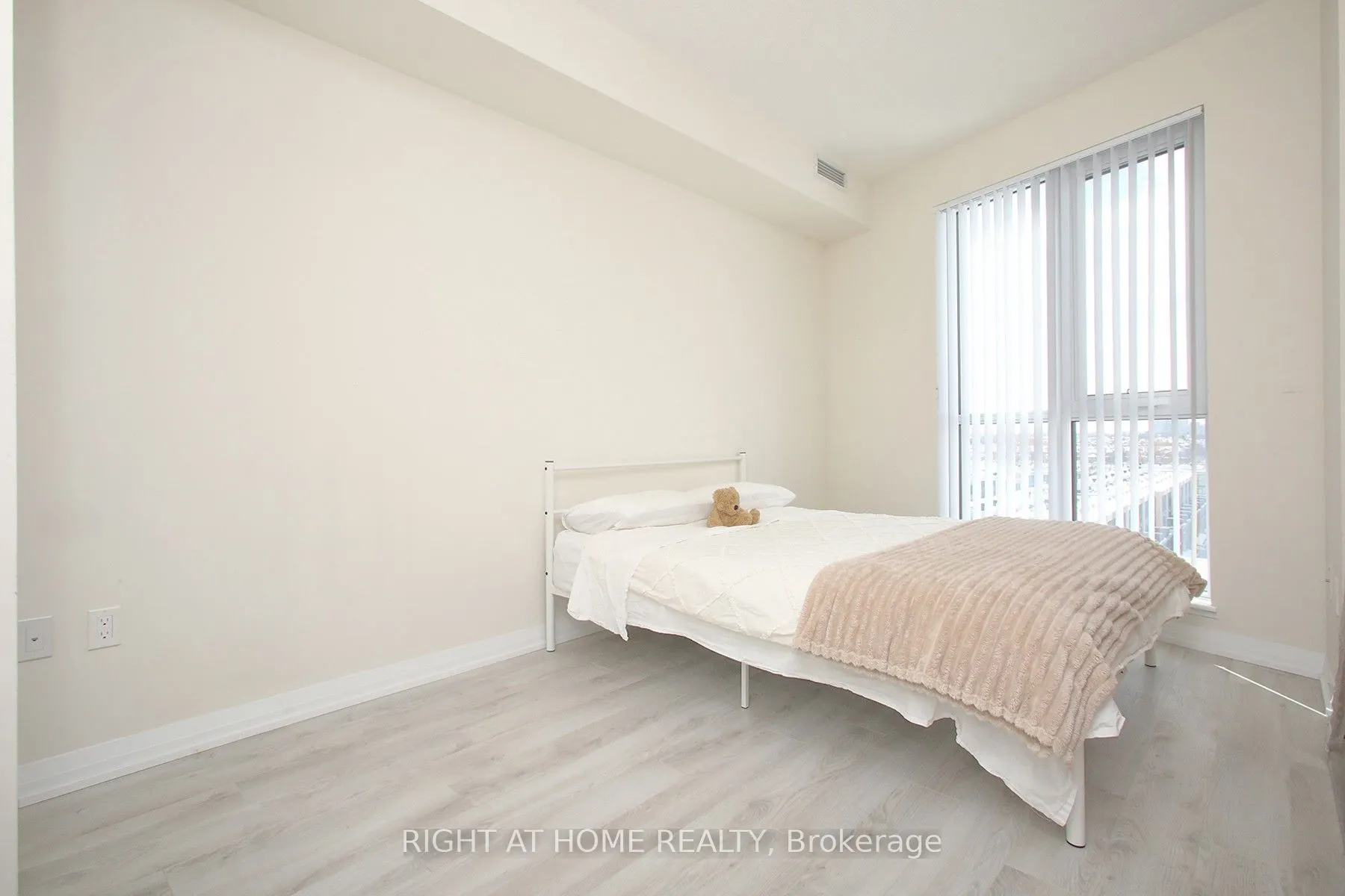 65 Watergarden Drive, #408