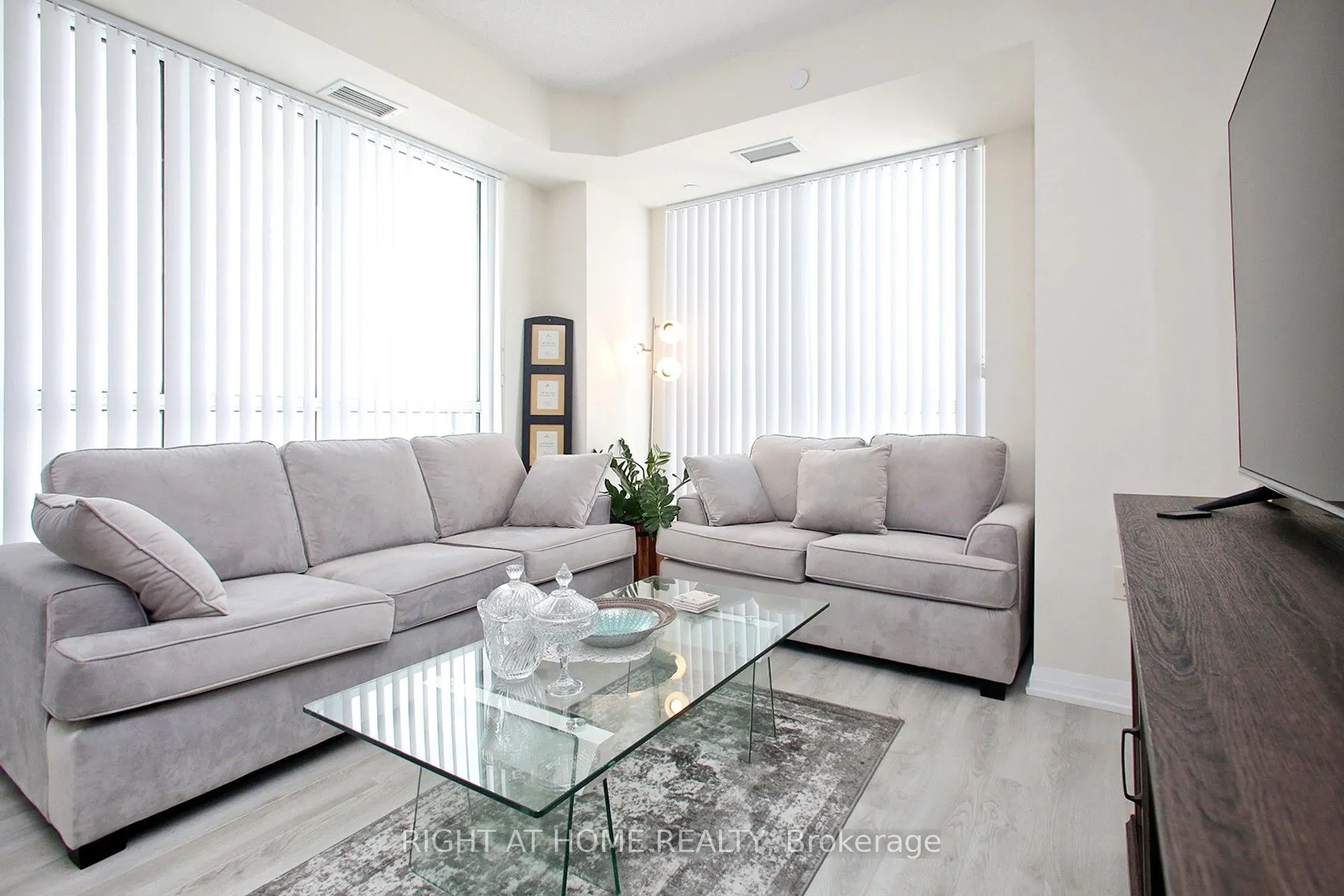 65 Watergarden Drive, #408