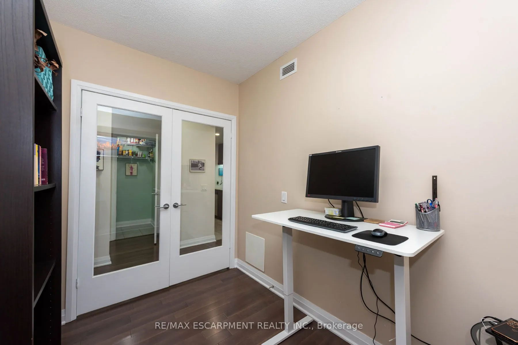 1055 Southdown Road, #710