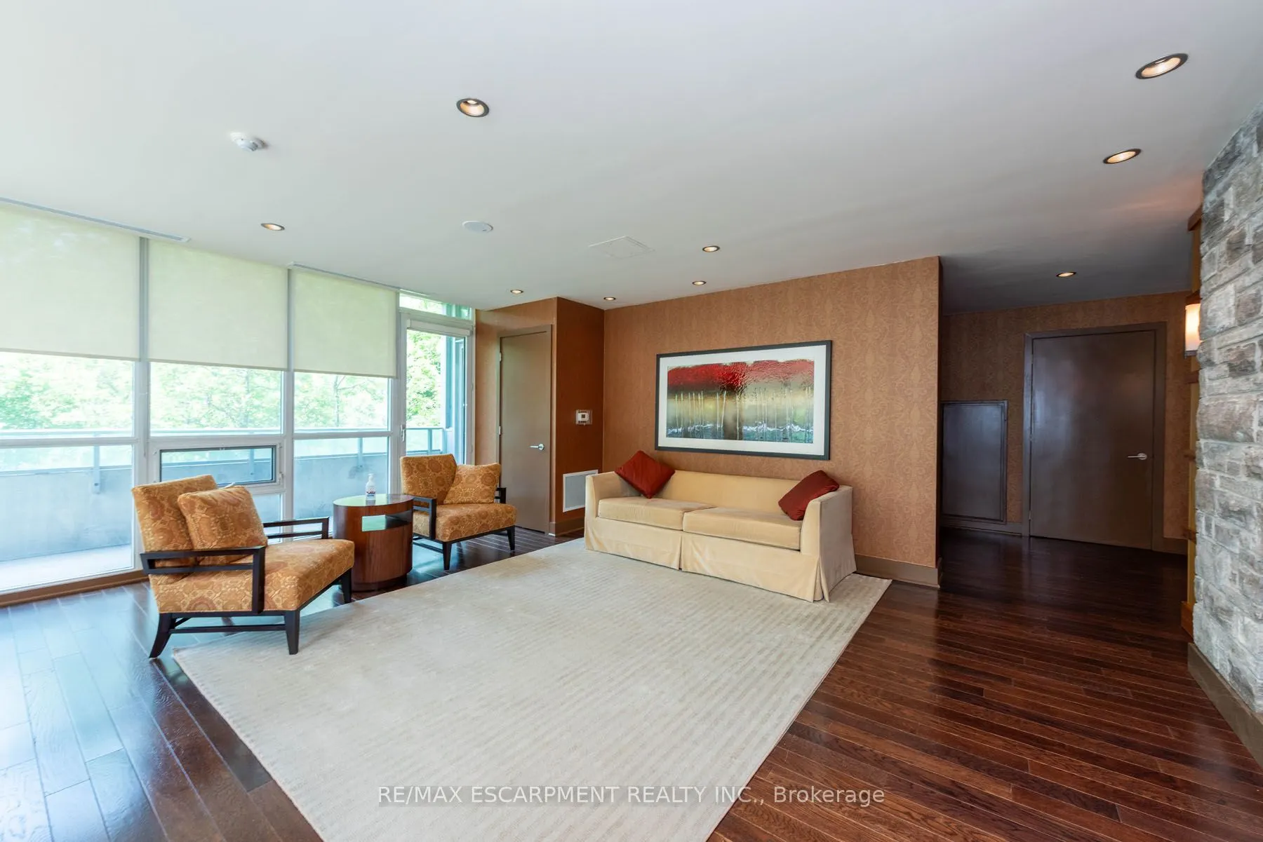 1055 Southdown Road, #710