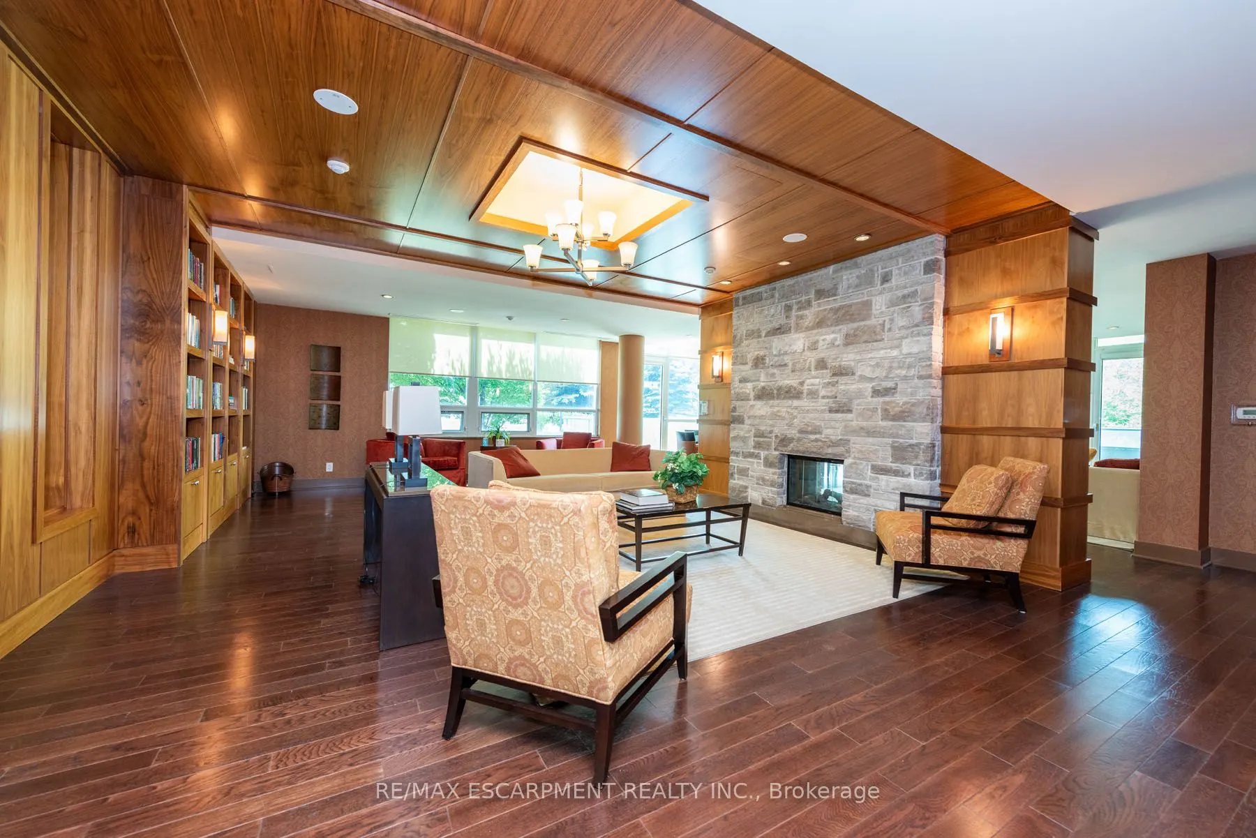 1055 Southdown Road, #710