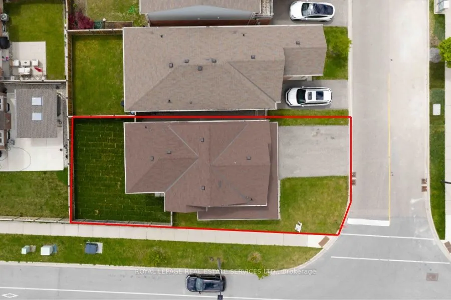 974 Penson Crescent