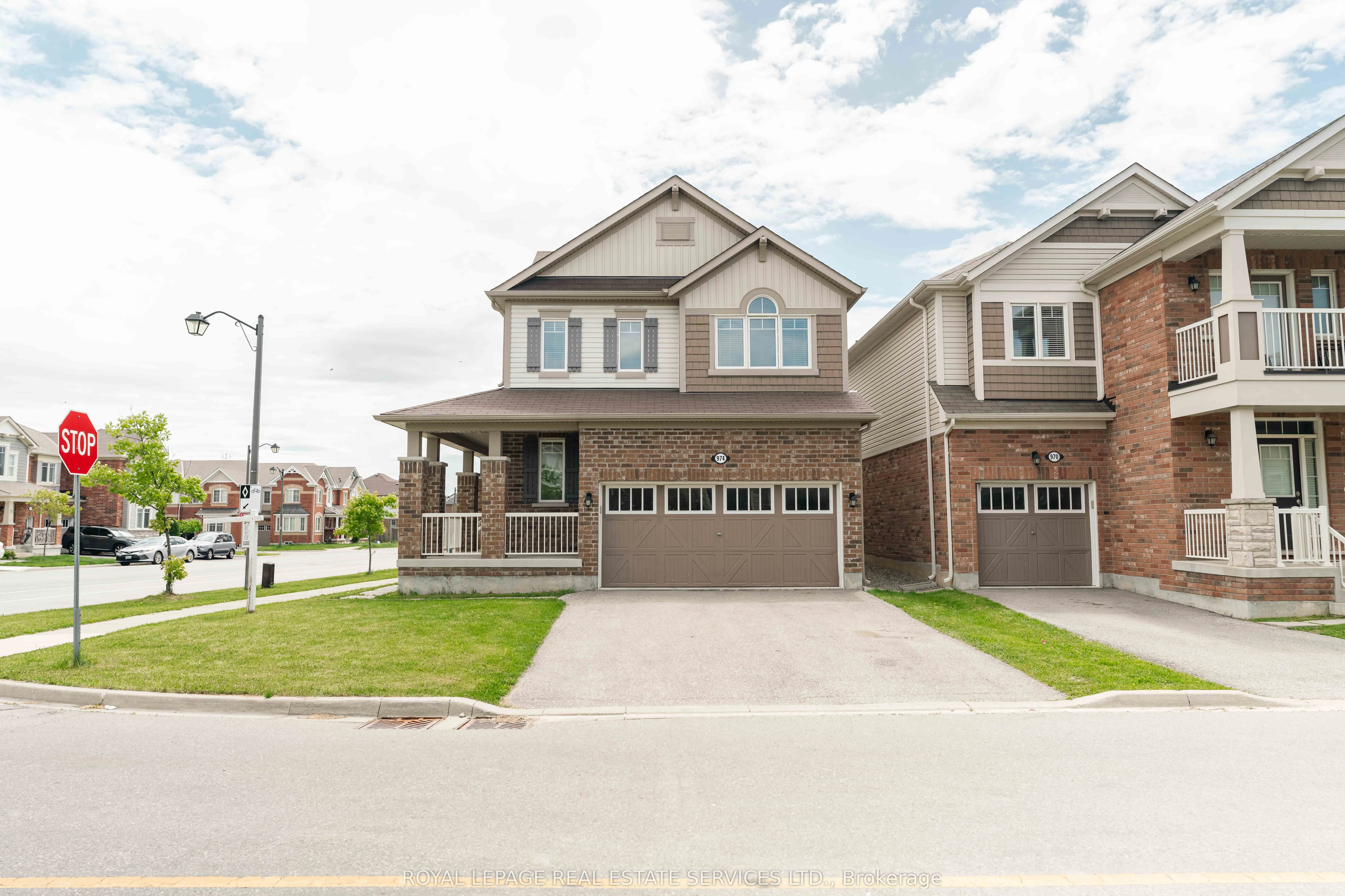 974 Penson Crescent