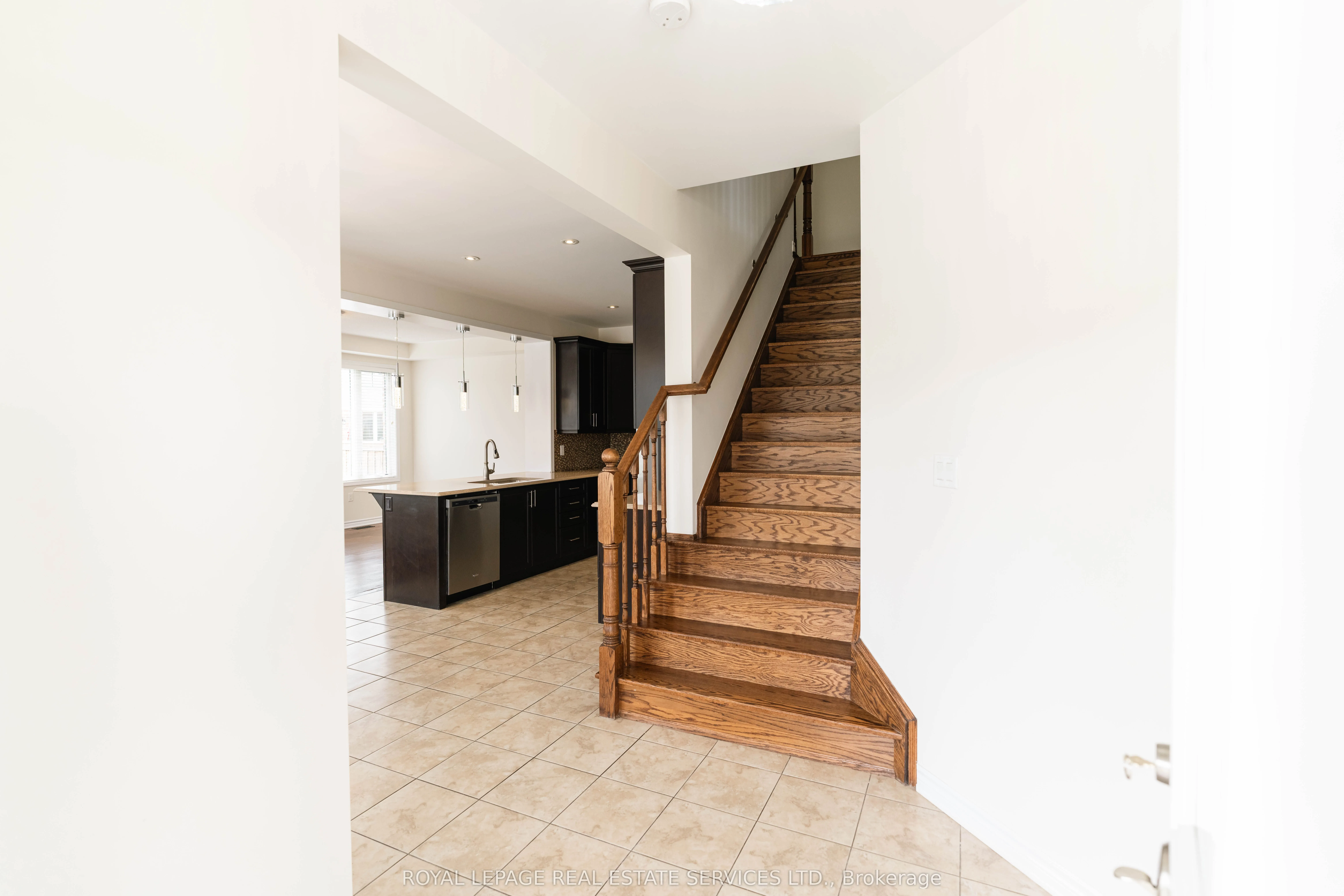 974 Penson Crescent