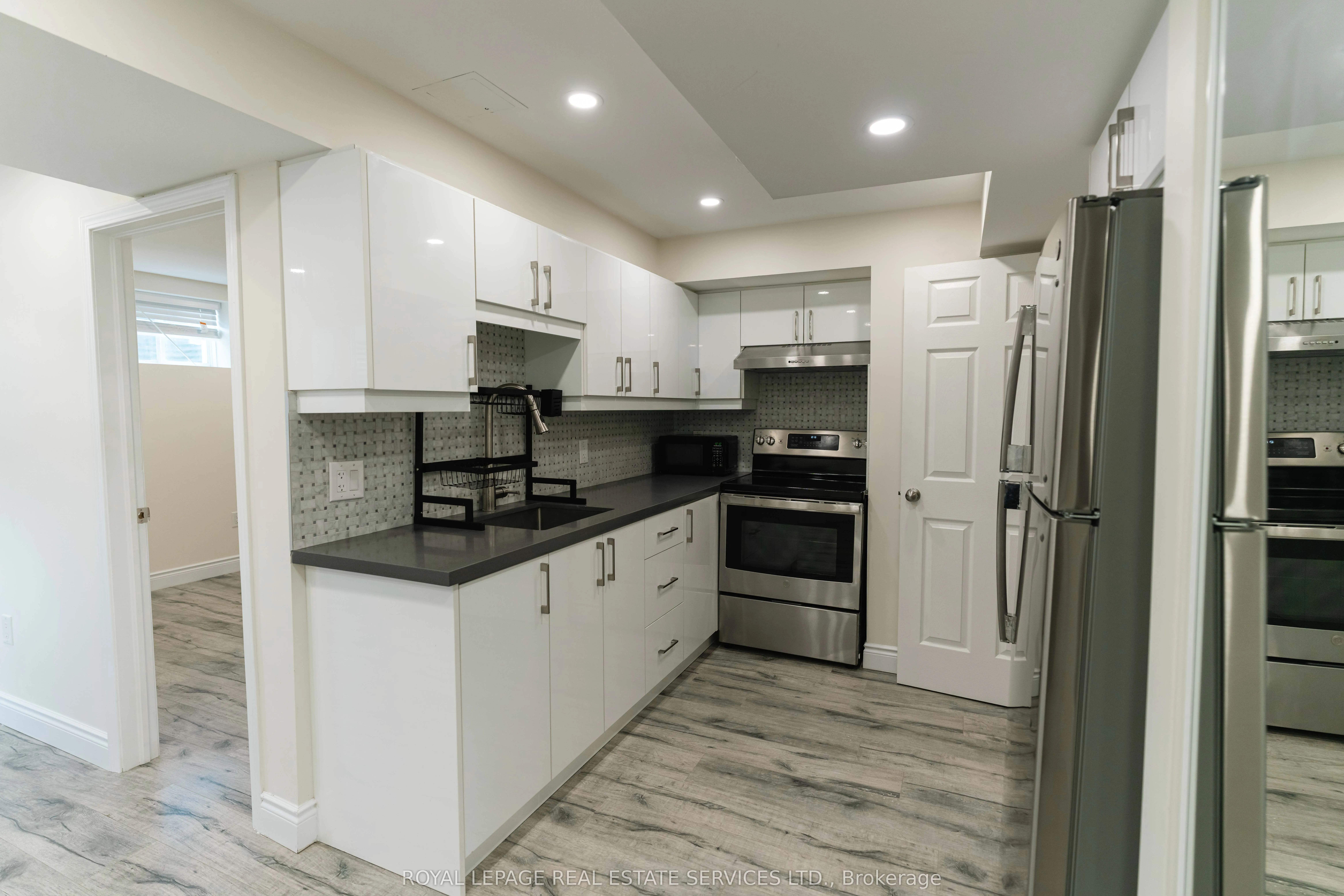 974 Penson Crescent