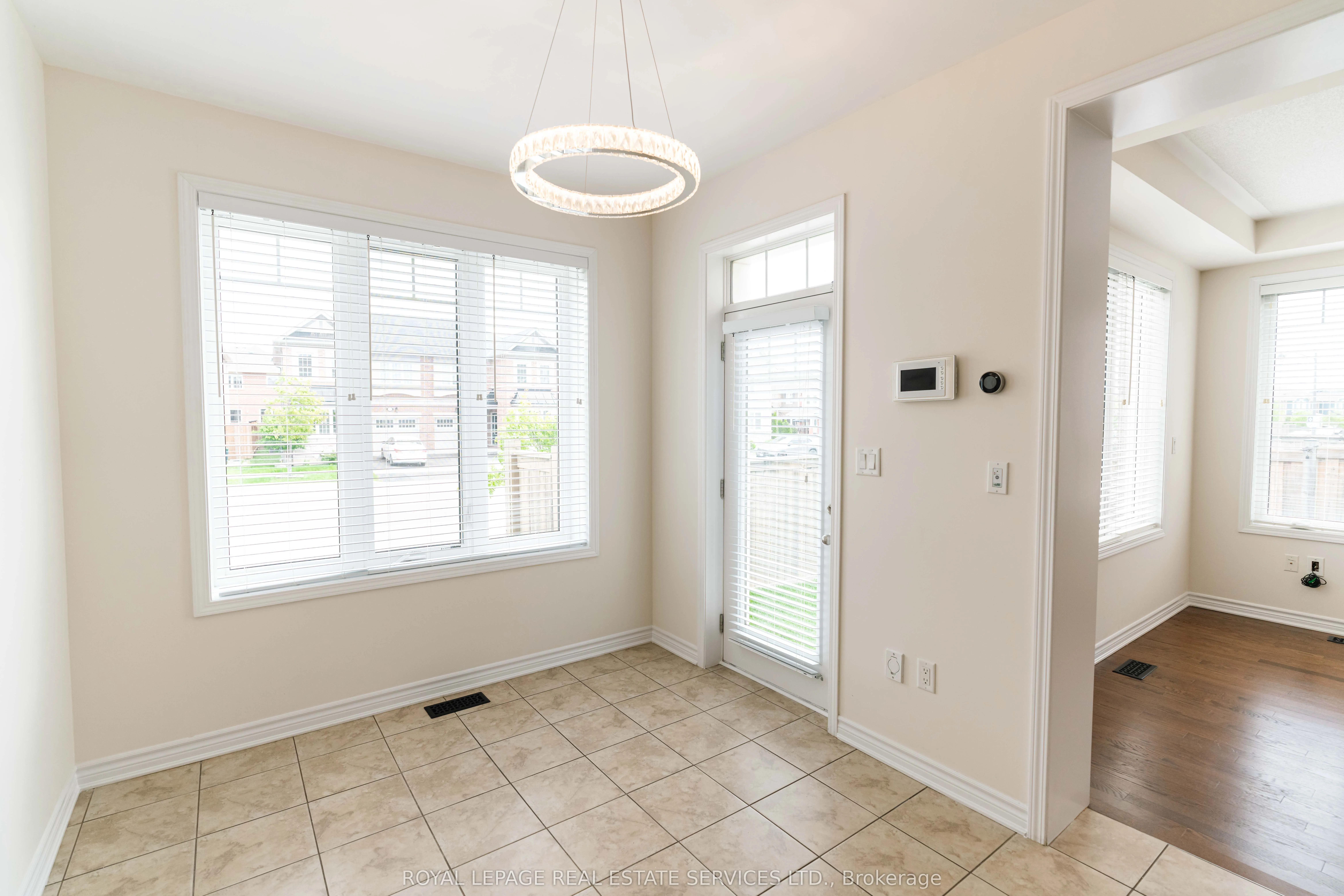 974 Penson Crescent