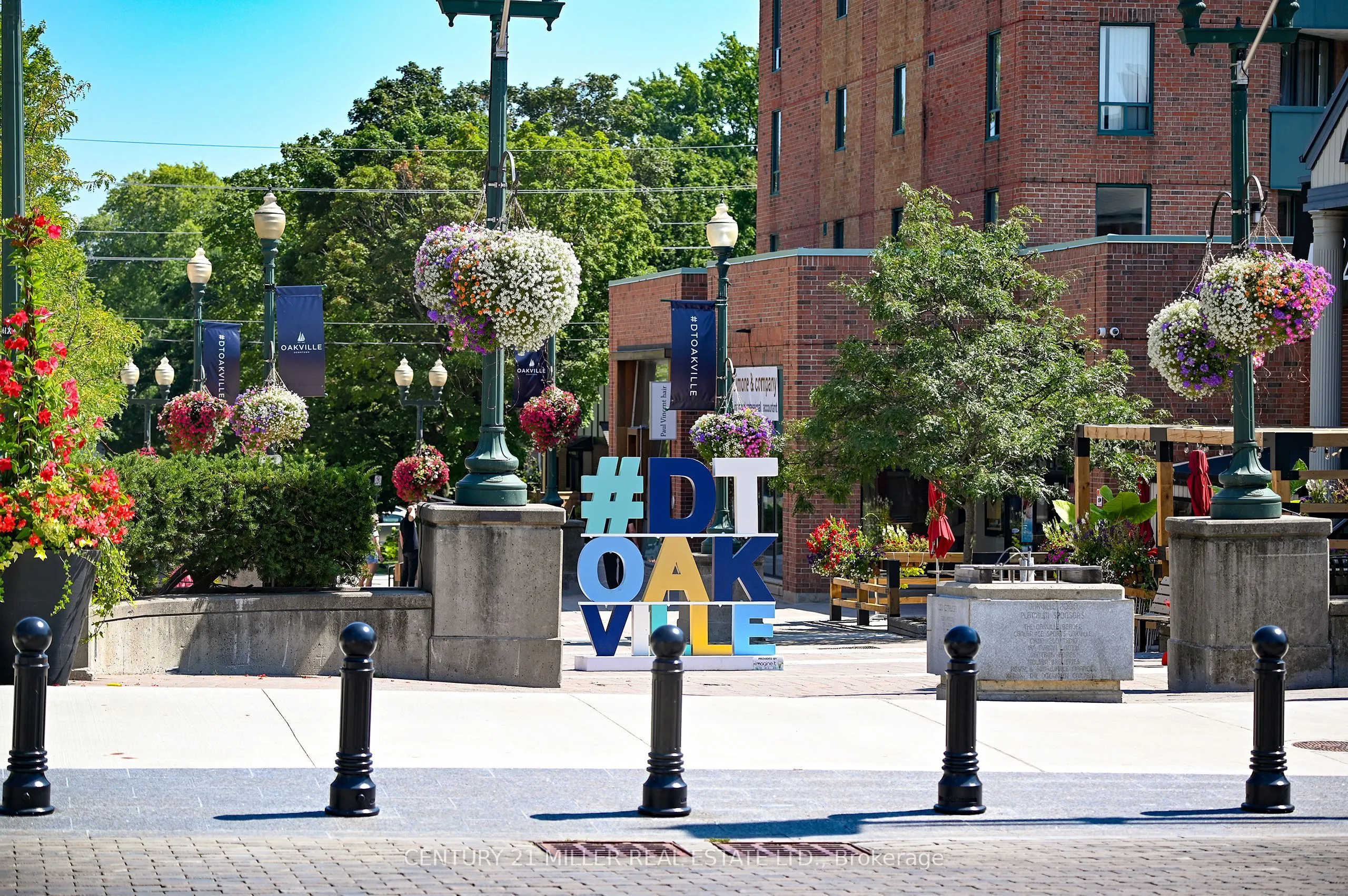 100 Lakeshore Road E, #710