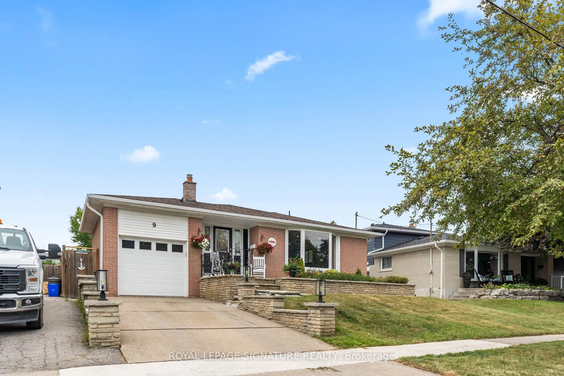 9 Faludon Drive