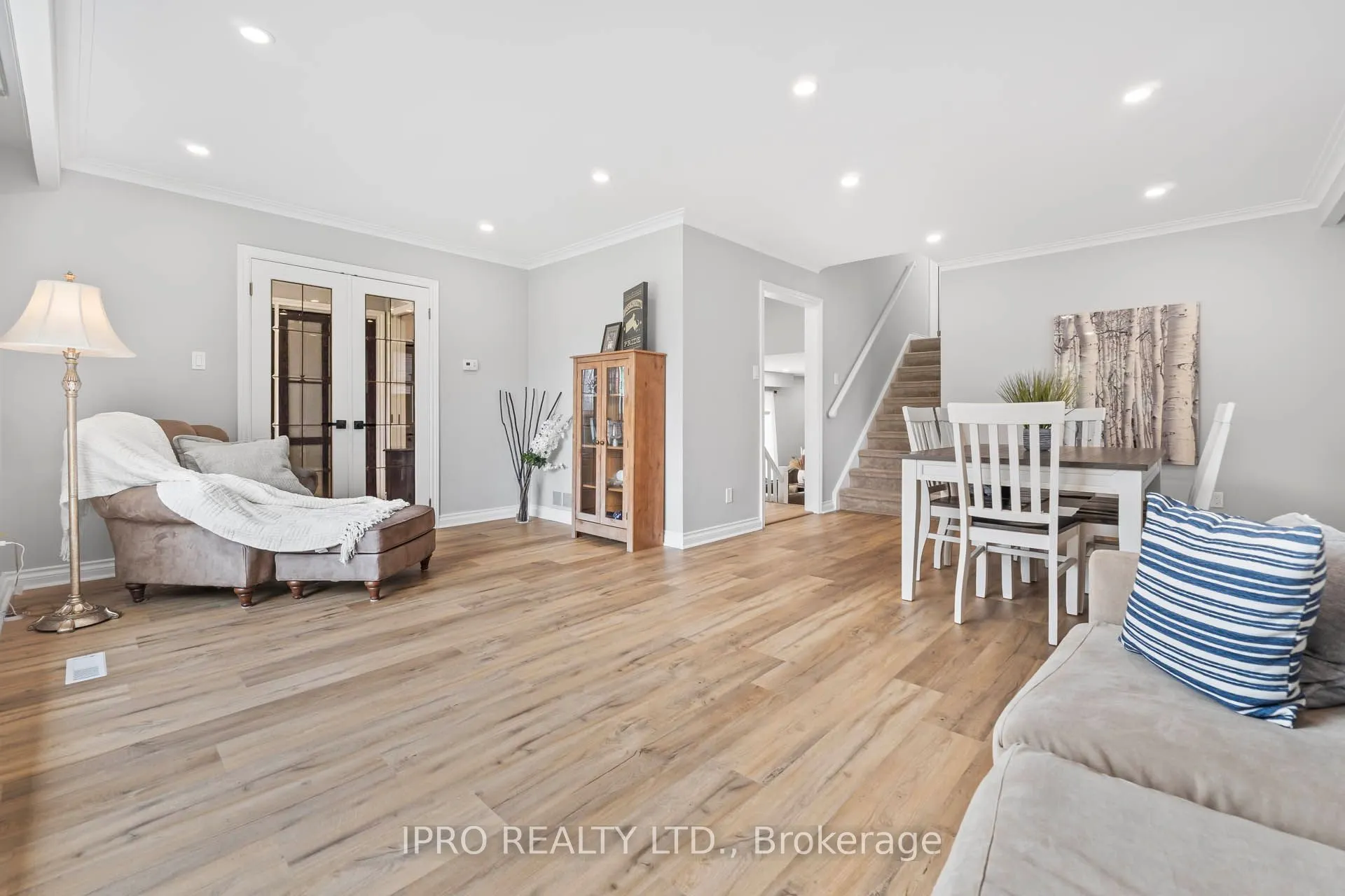 9 Faludon Drive