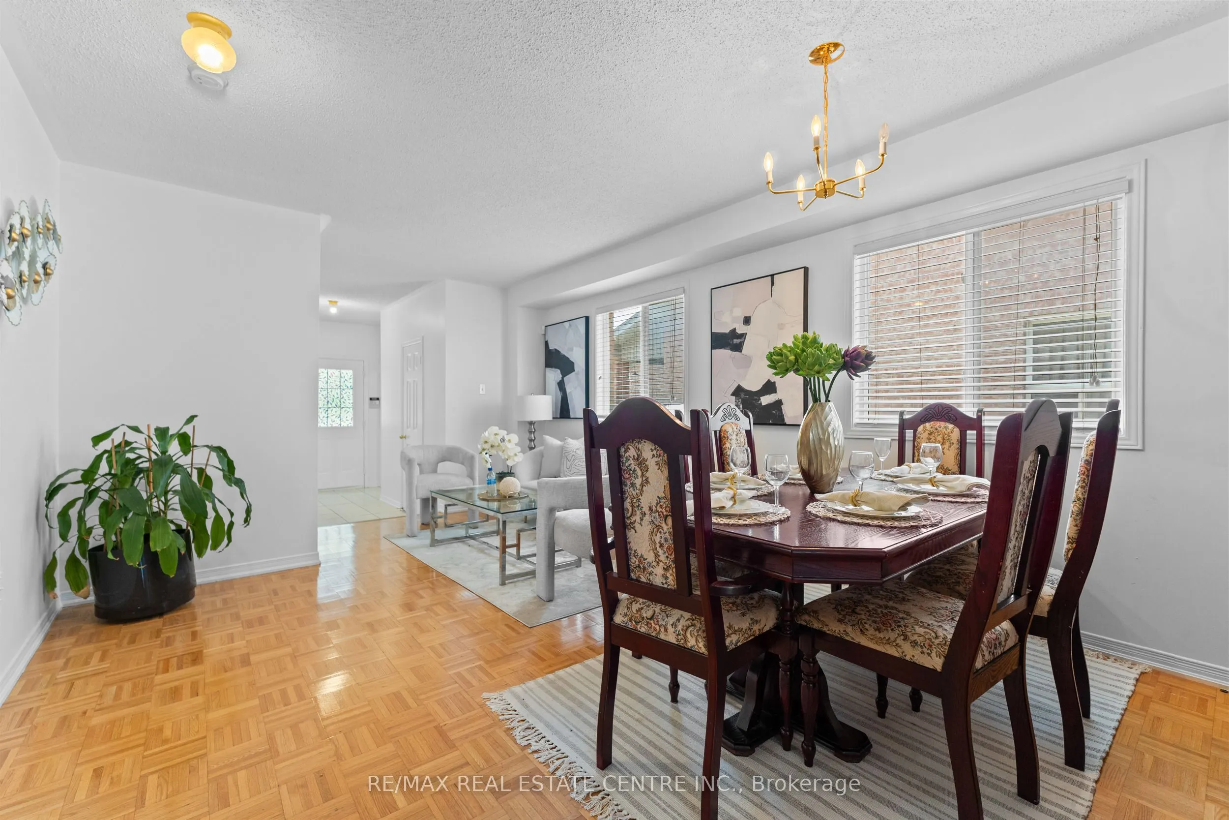 165 Zia Dodda Crescent