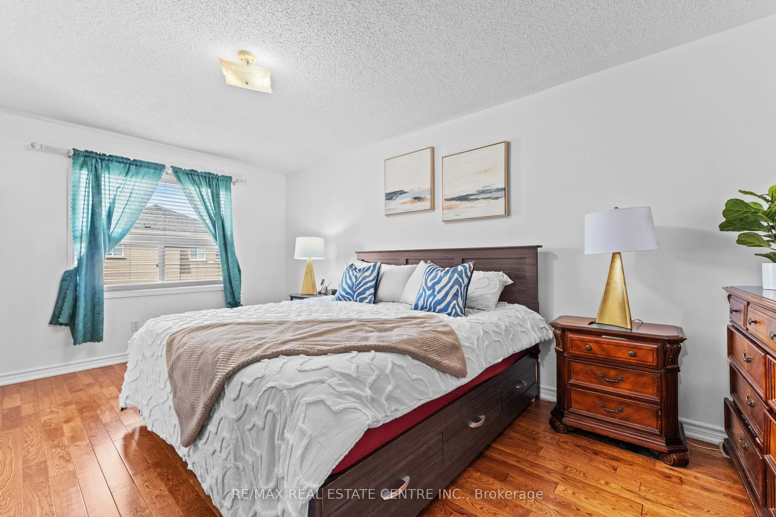165 Zia Dodda Crescent