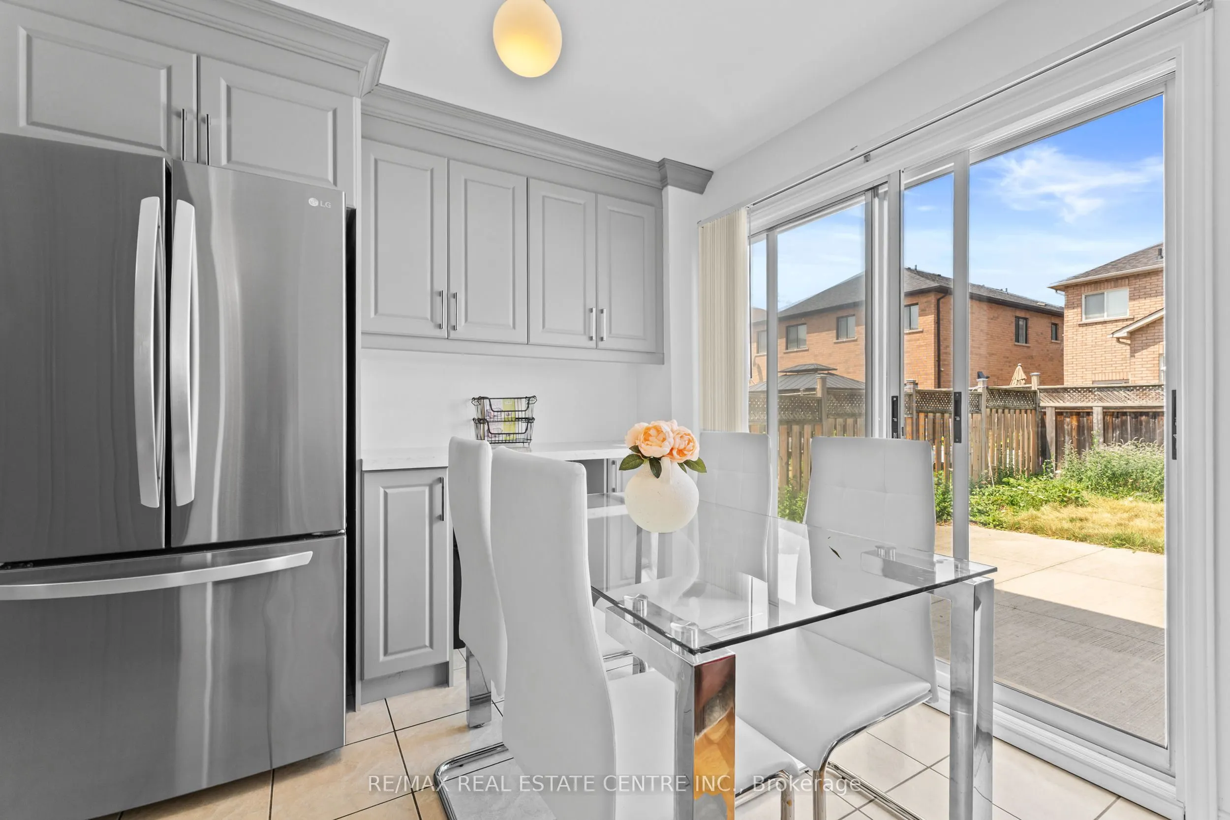 165 Zia Dodda Crescent